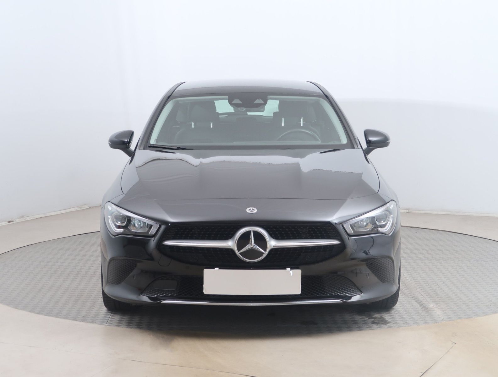 Mercedes-Benz CLA, 180, Kůže, Navi - fotka 2