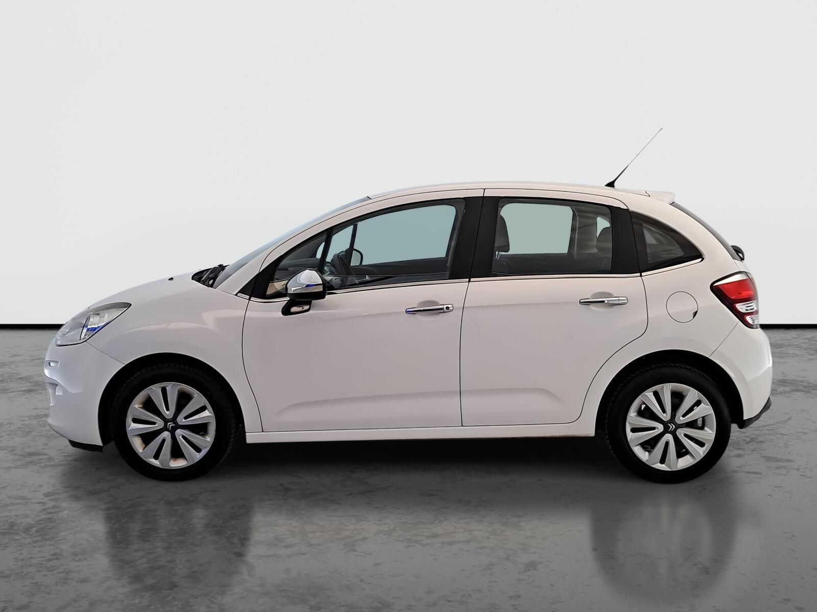 Citroën C3, 1.2 VTi, Parkovací asistent - fotka 3