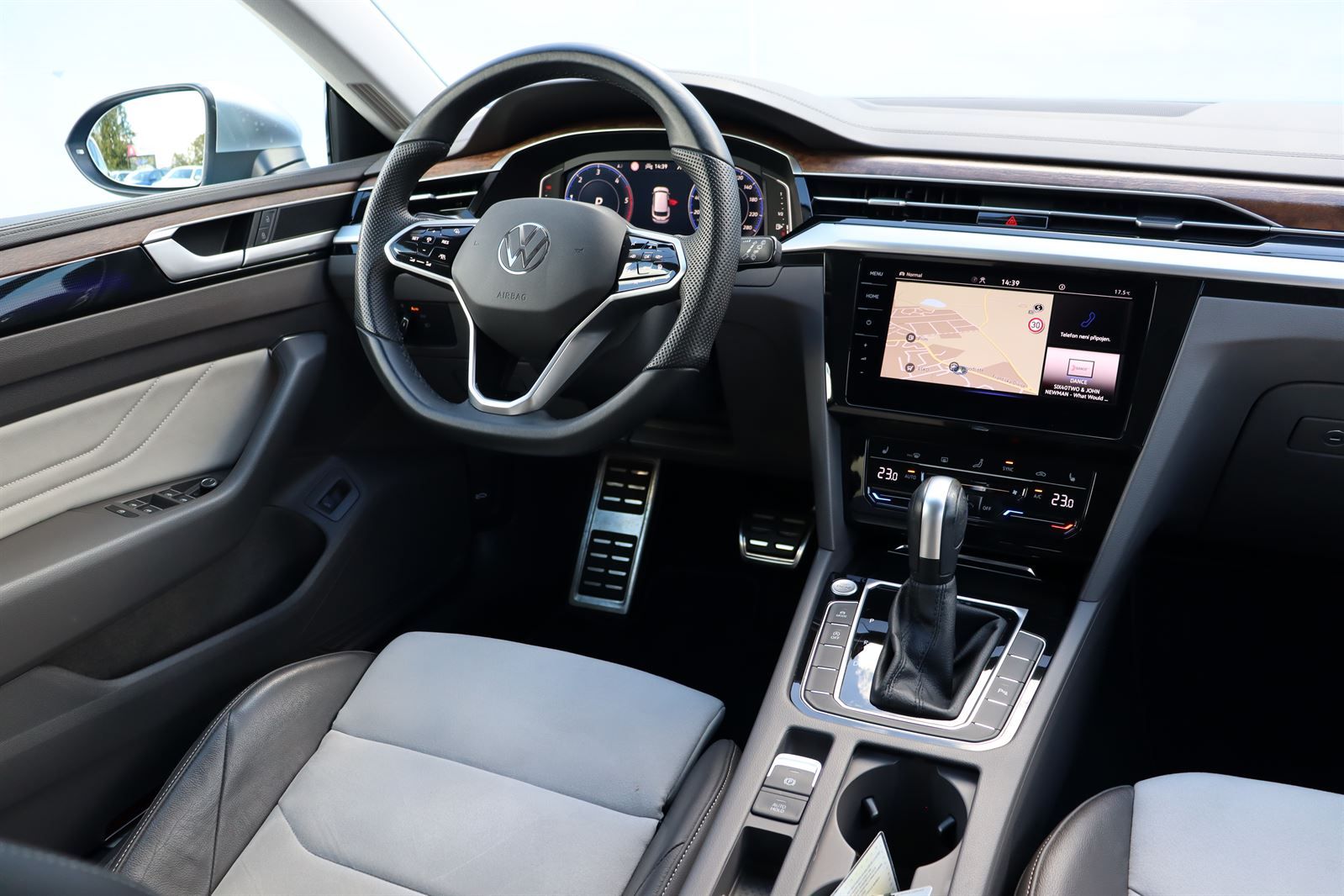Volkswagen Arteon, 2.0 TDI BMT DSG ShBrake - fotka 5