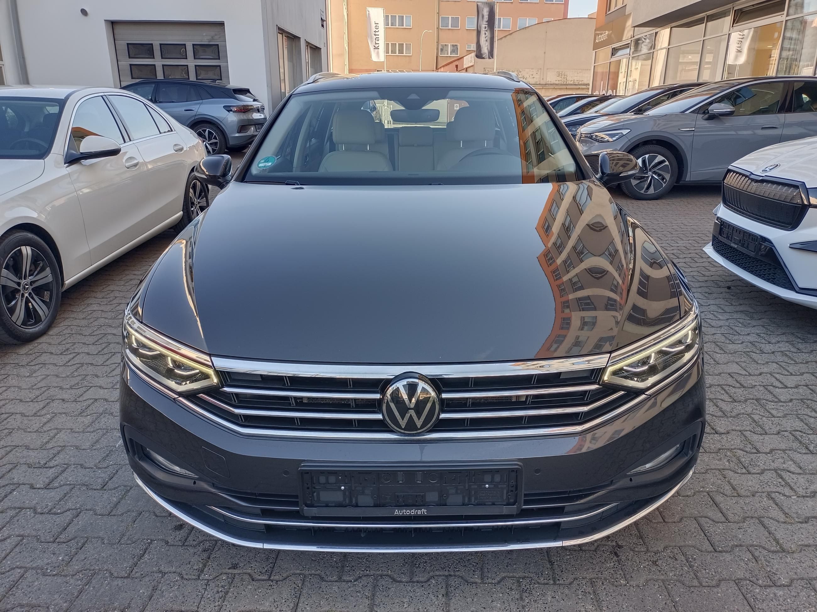 Volkswagen Passat Variant, 2.0 TDI 147kW DSG Elegance - fotka 2