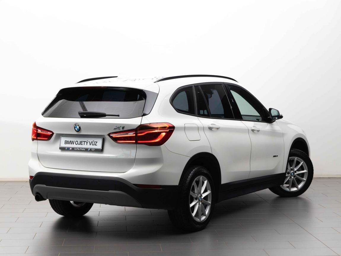 BMW X1, sDrive 18i - fotka 5