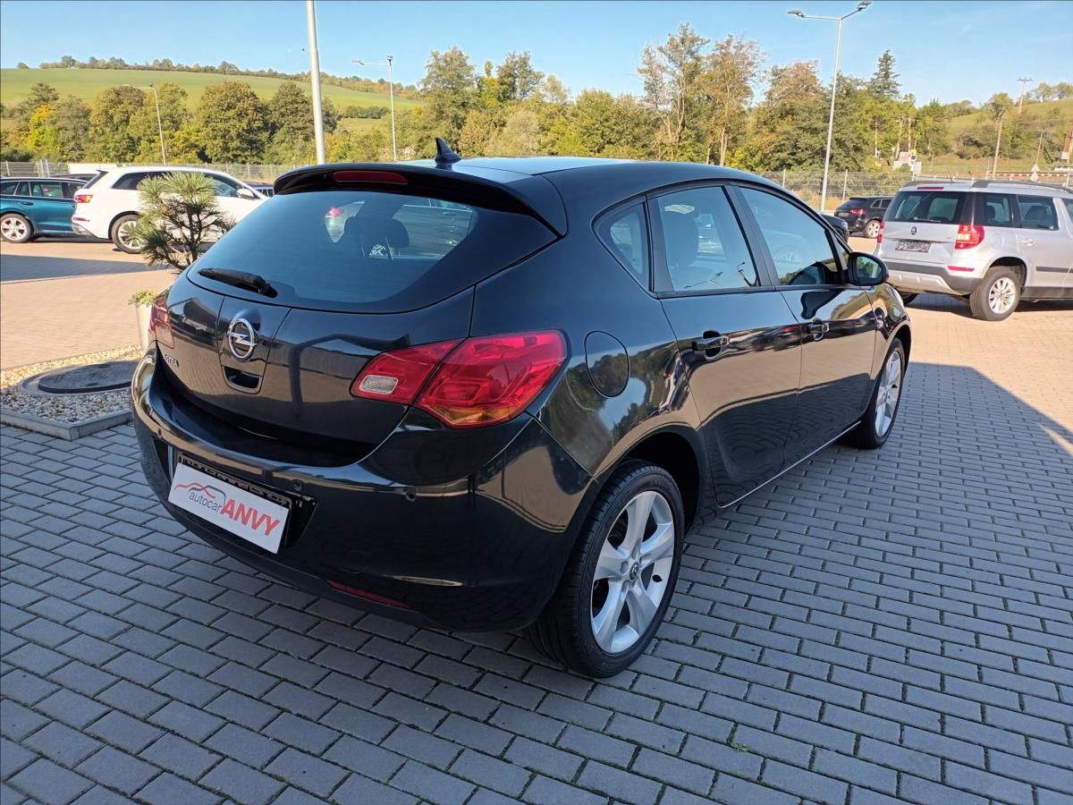 Opel Astra, 1,6 i,85KW,KLIMA,PARKING - fotka 5