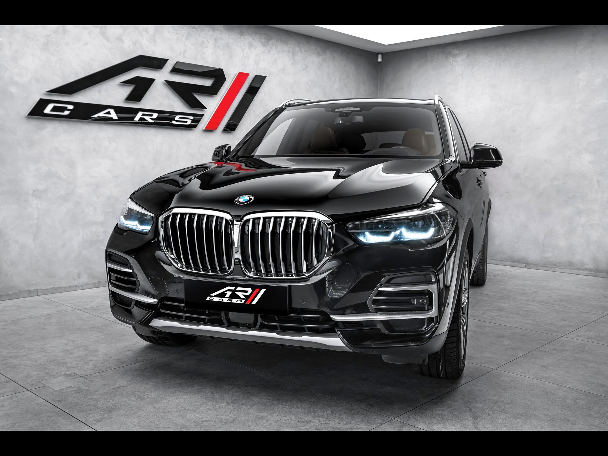 BMW X5, 30d xDrive X-line, panorama - fotka 4