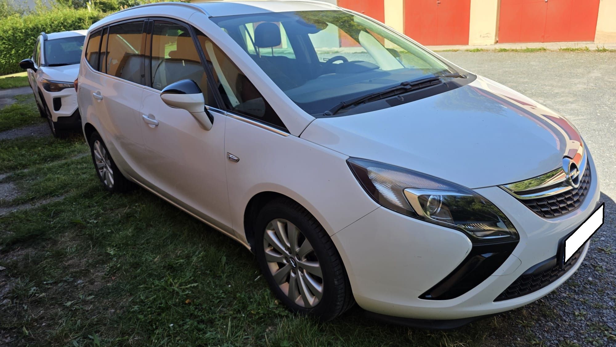 Opel Zafira, Opel Zafira Tourer - Bazary NE