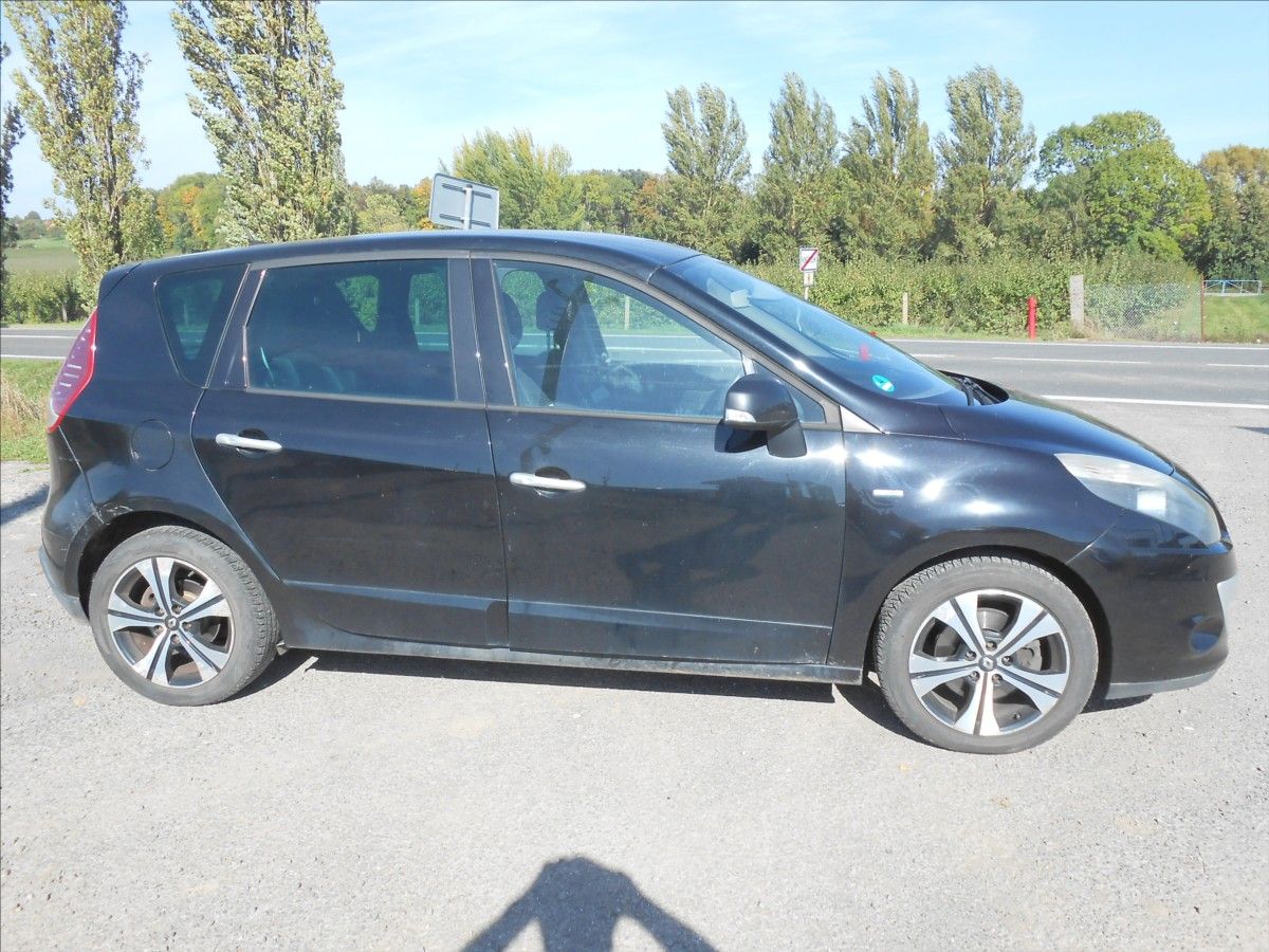 Renault Scénic, 1,4 96 kW Historie Digiklima - fotka 6