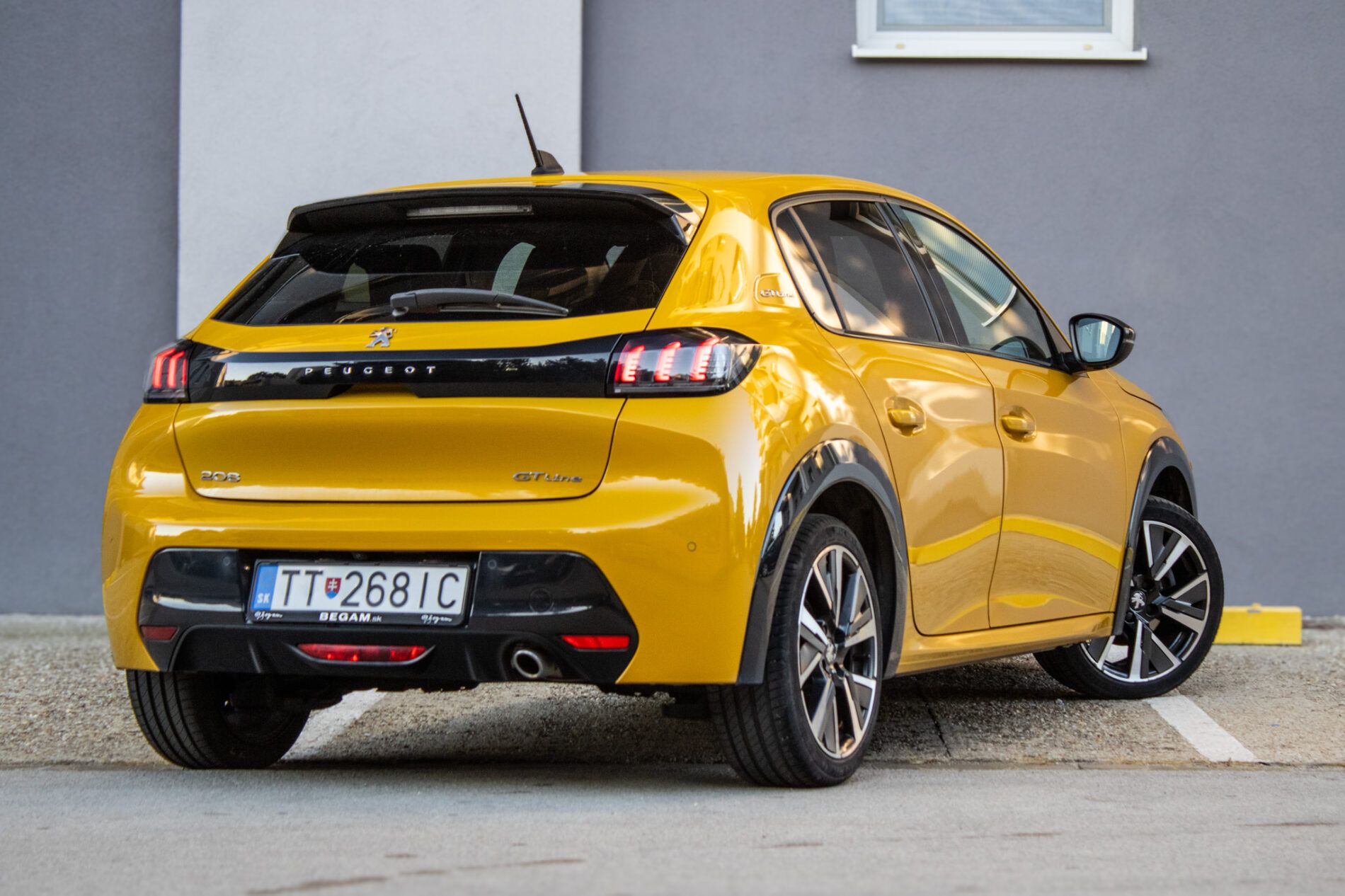 Peugeot 208 - fotka 5