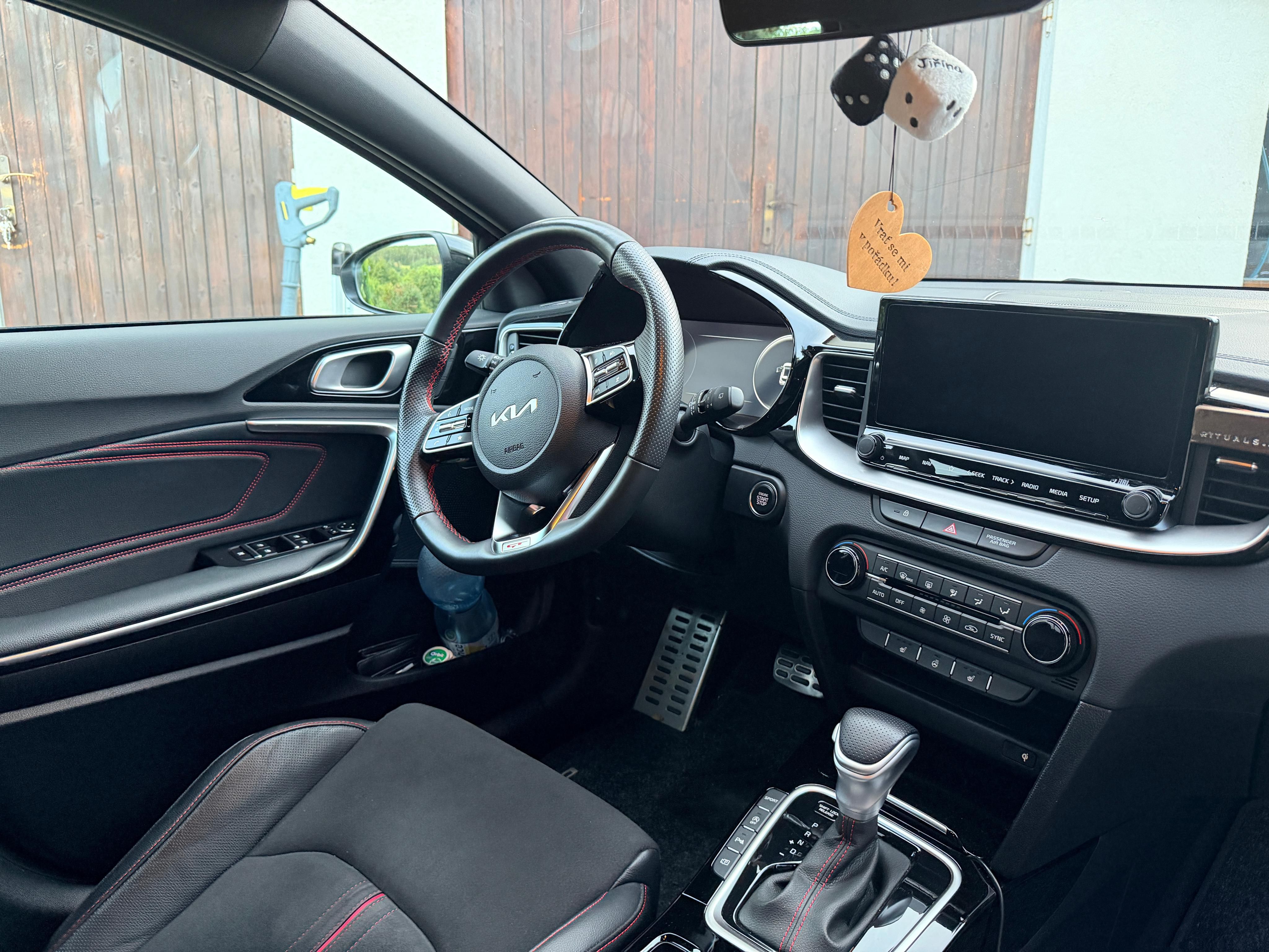 Kia Cee´d - fotka 6
