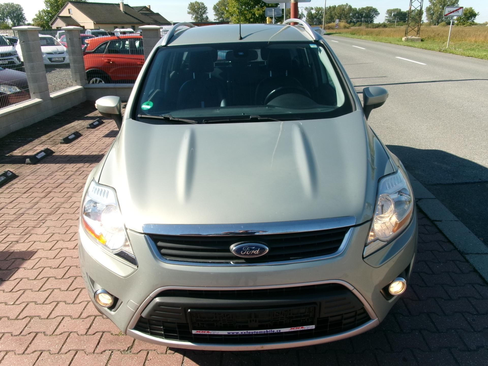 Ford Kuga, 2,0TDCI AUTOKLIMA 4x4 TAŽNÉ - fotka 4
