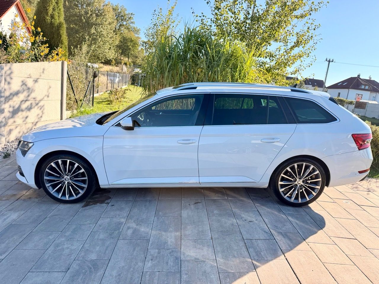 Škoda Superb, L&K Webasto|PANO|DPH|1.maj - fotka 2
