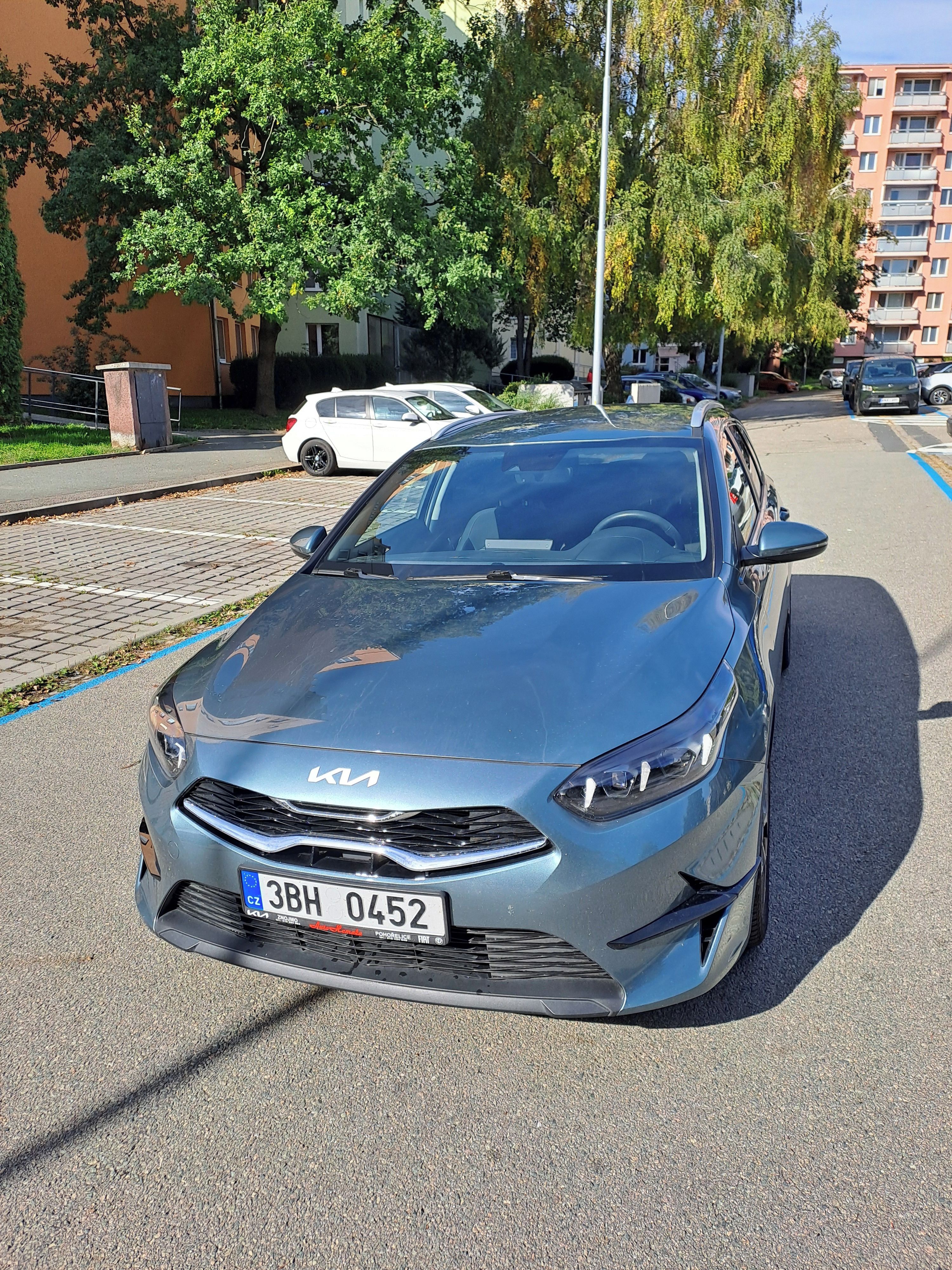 Kia Cee´d, verze TOP, motor 1,5 (118 kW) - fotka 6