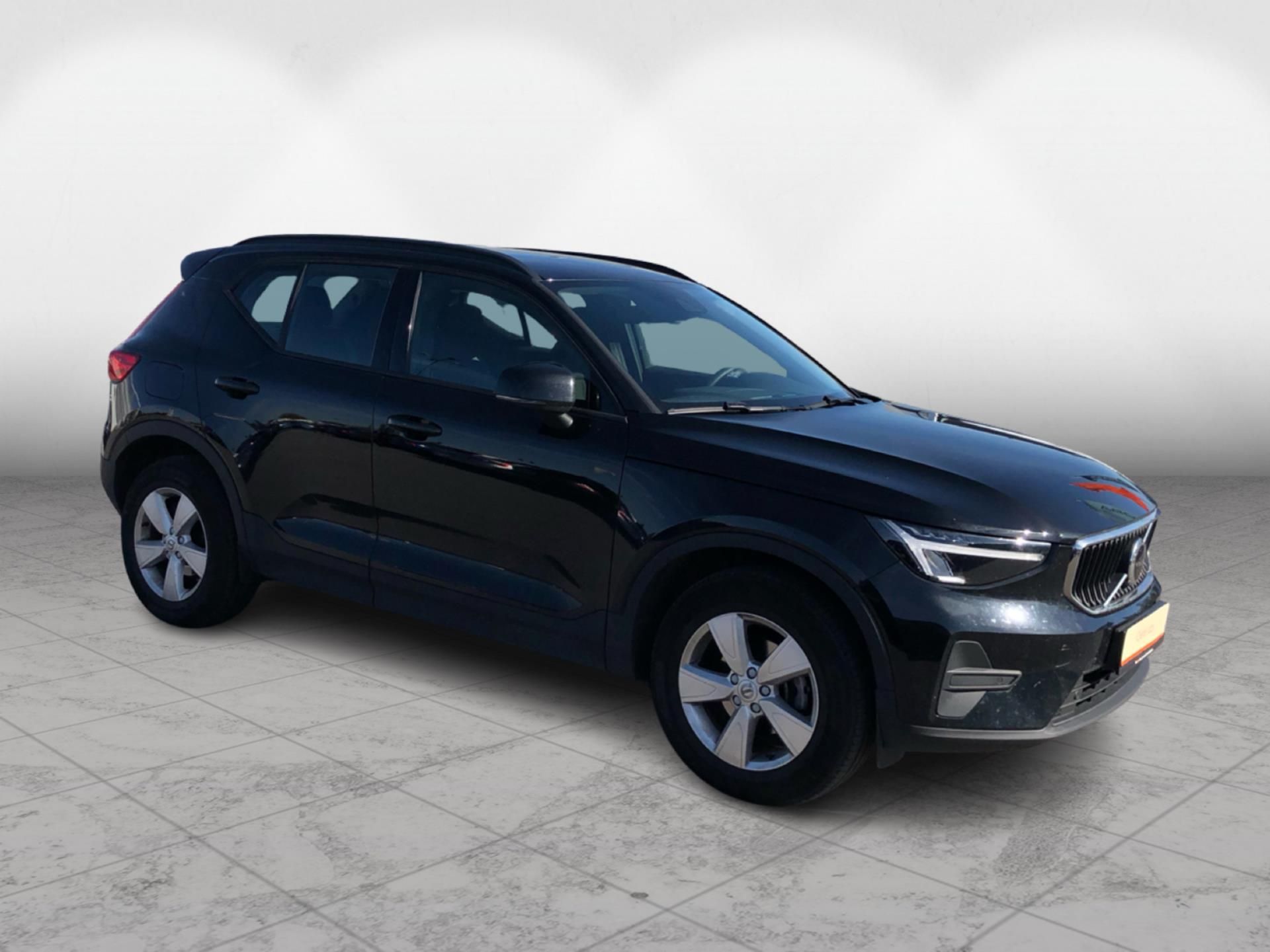 Volvo XC40, T2 ESSENTIAL - fotka 6