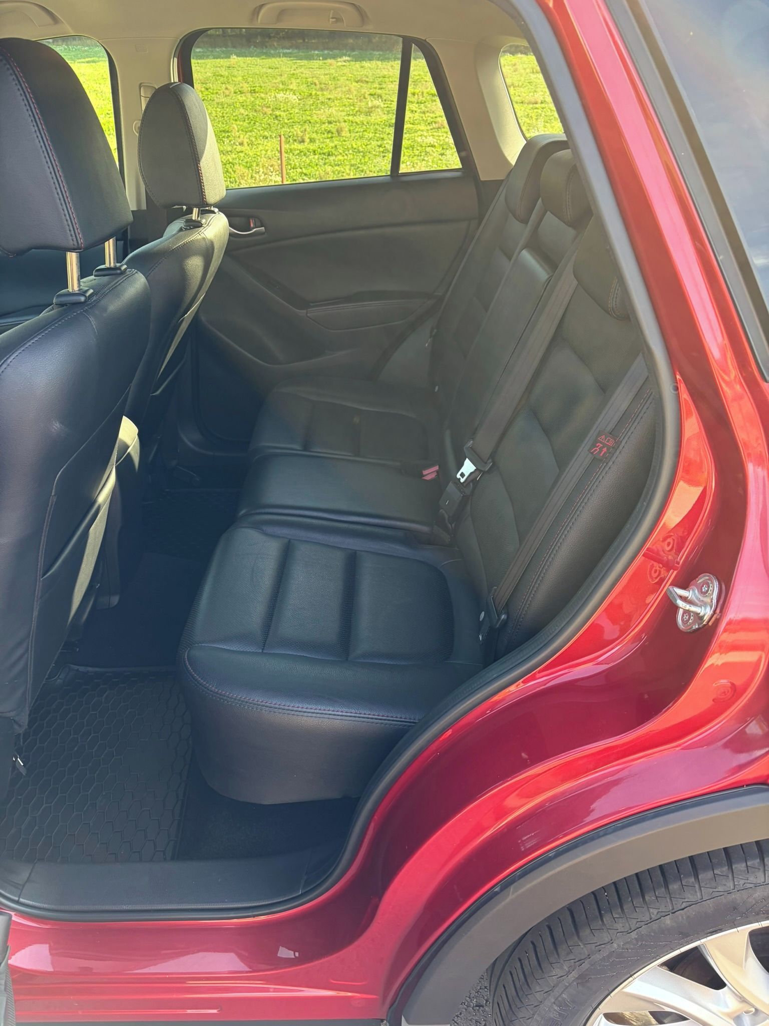 Mazda CX-5, 2,2 D 175k Revolution AWD A/T - fotka 6