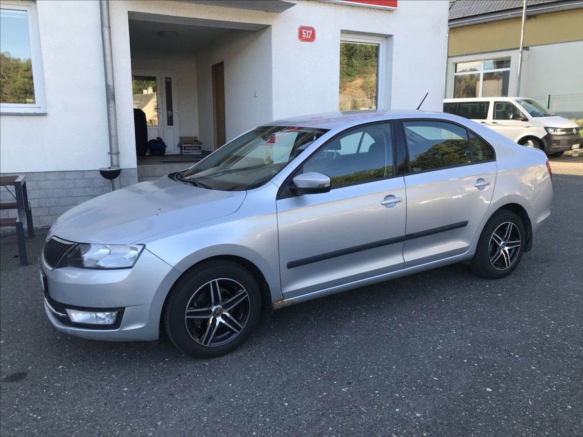 Škoda Rapid, 1,4 TDi 66kW - fotka 4