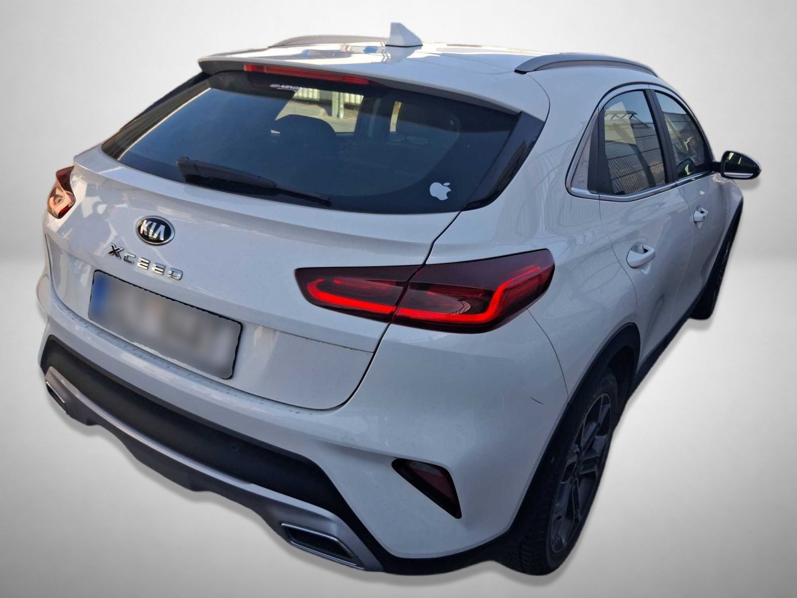Kia XCee´d, Plug-in-Hybrid, Automat - fotka 2