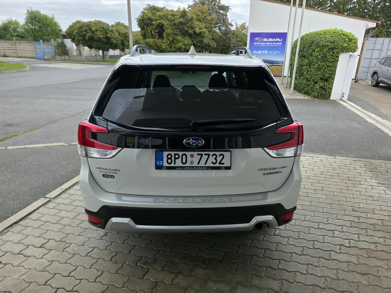 Subaru Forester, 2,0i CVT EXECUTIVE ČR - fotka 4