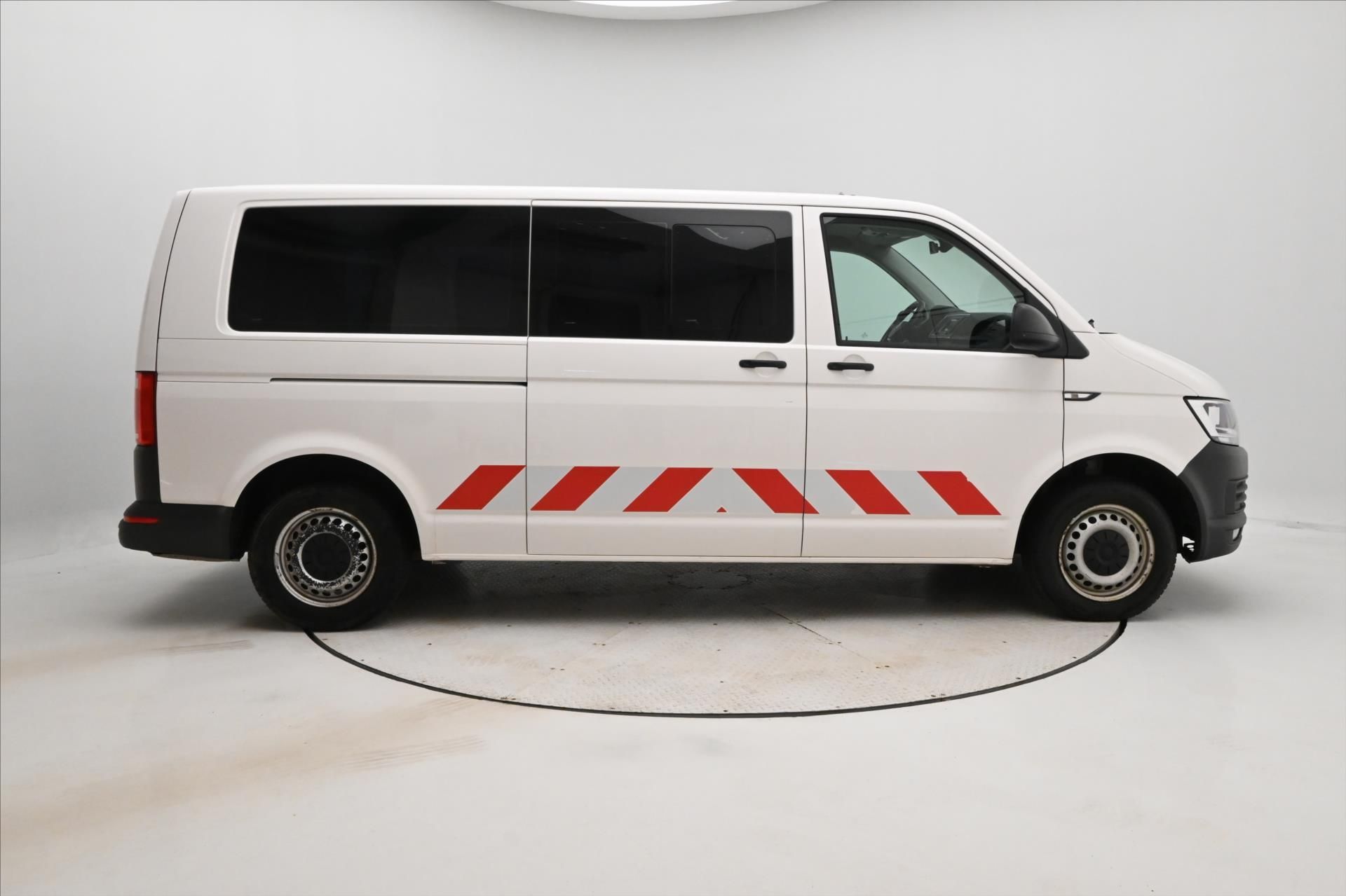 Volkswagen Transporter, 2,0 TDI 110 kW 8míst Long Nezá - fotka 4