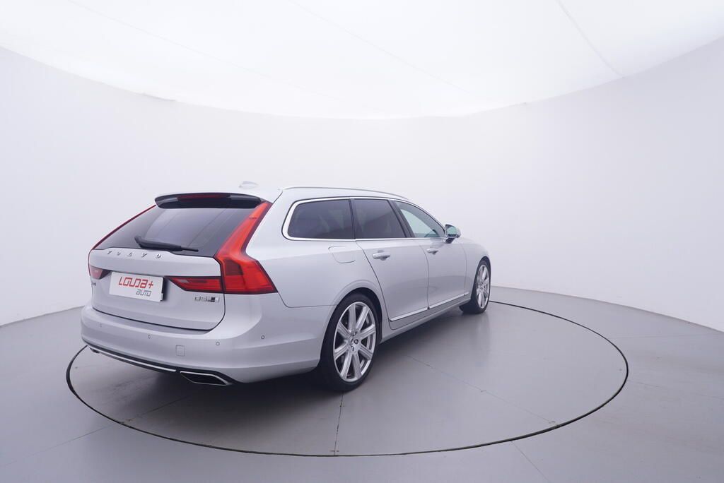 Volvo V90, Inscription 2.0 TDI 177 kW - fotka 5
