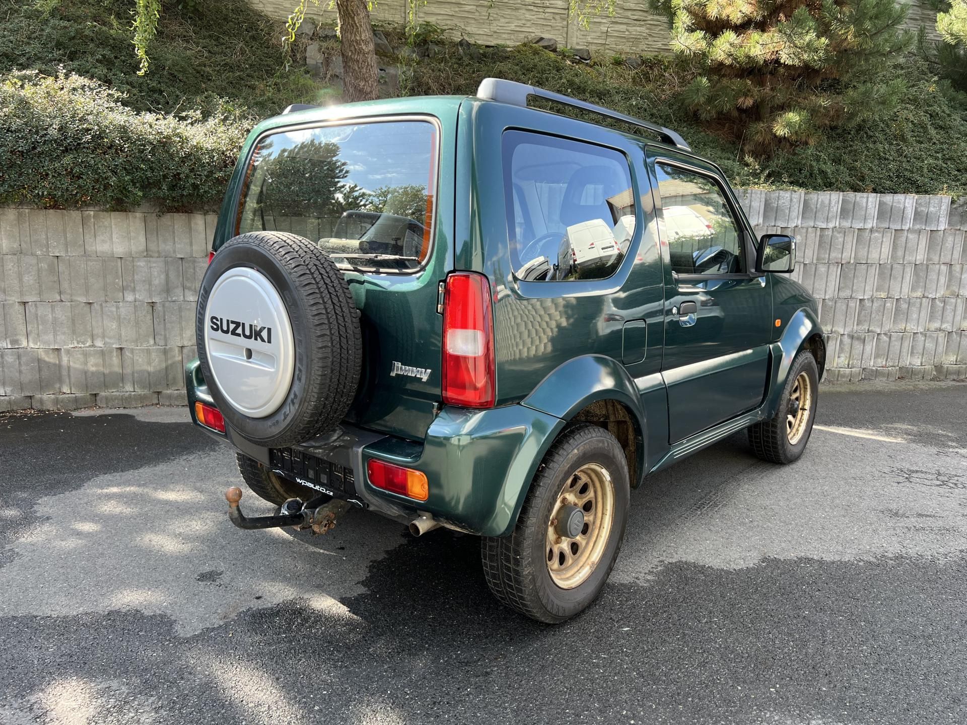 Suzuki Jimny, 1.3 16v 63 kW 72.000KM 1.MAJ - fotka 5