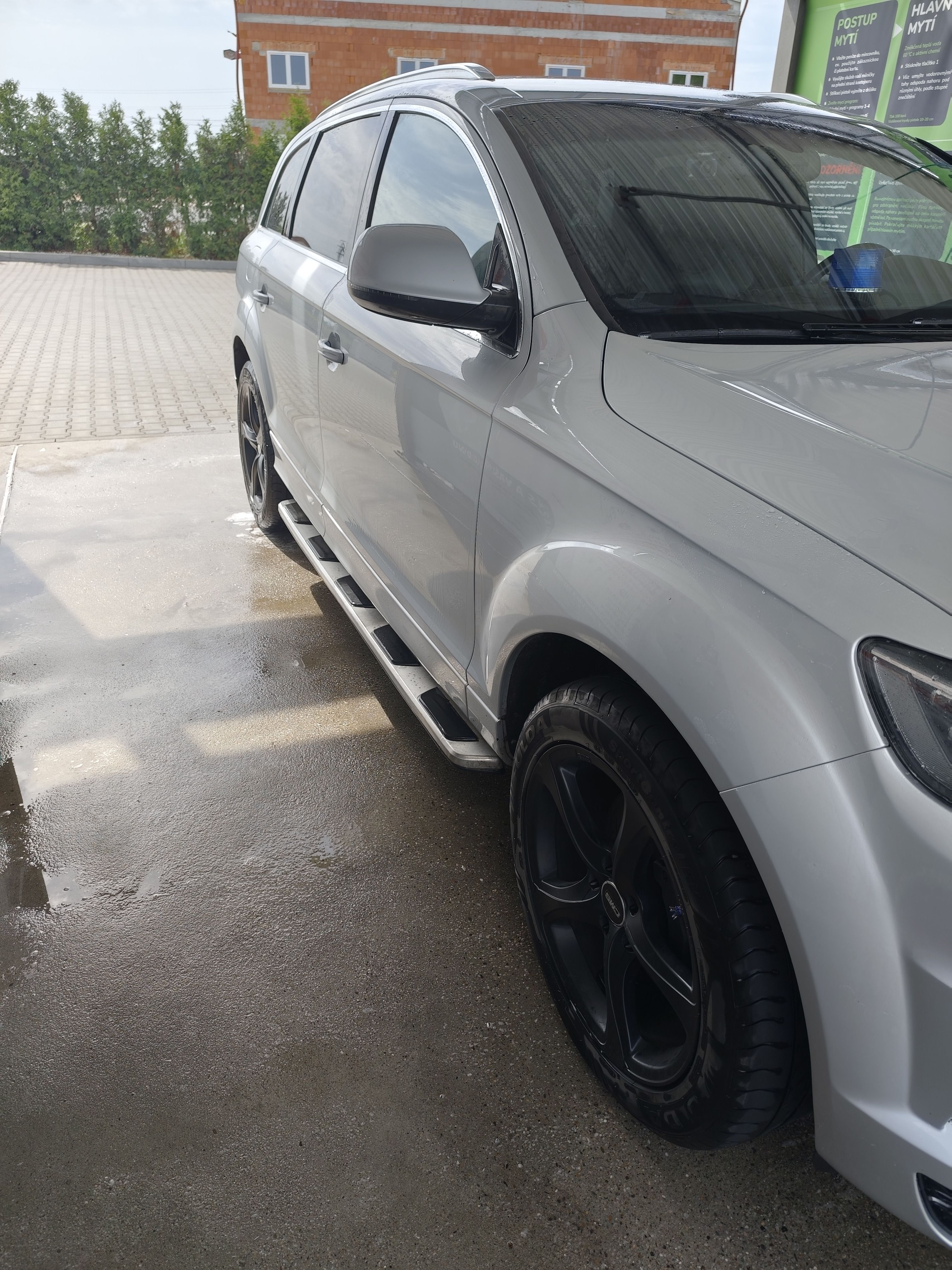 Audi Q7 - fotka 6