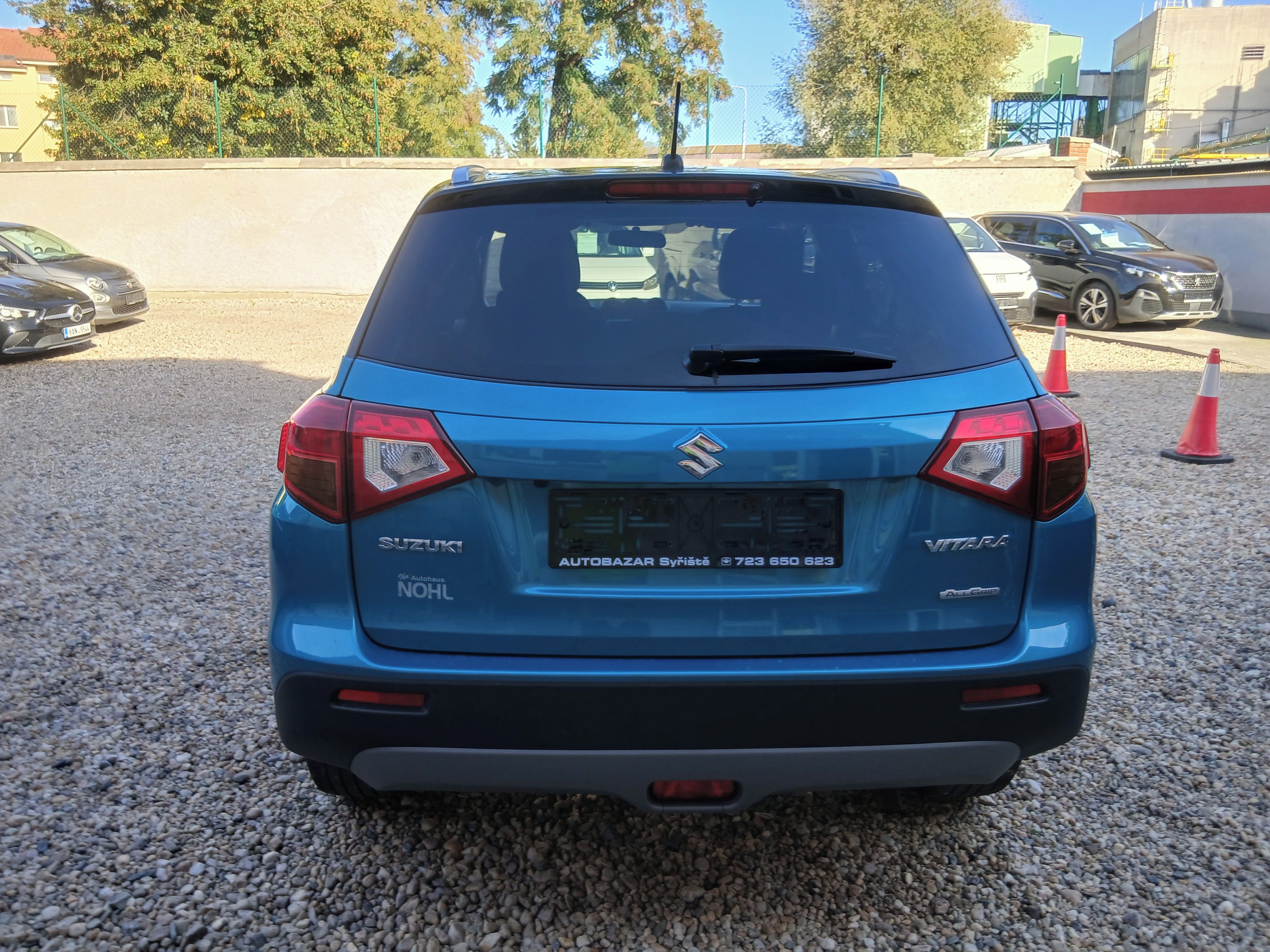 Suzuki Vitara, 1.6i 88KW Naj:64.300Km 4x4 - fotka 6