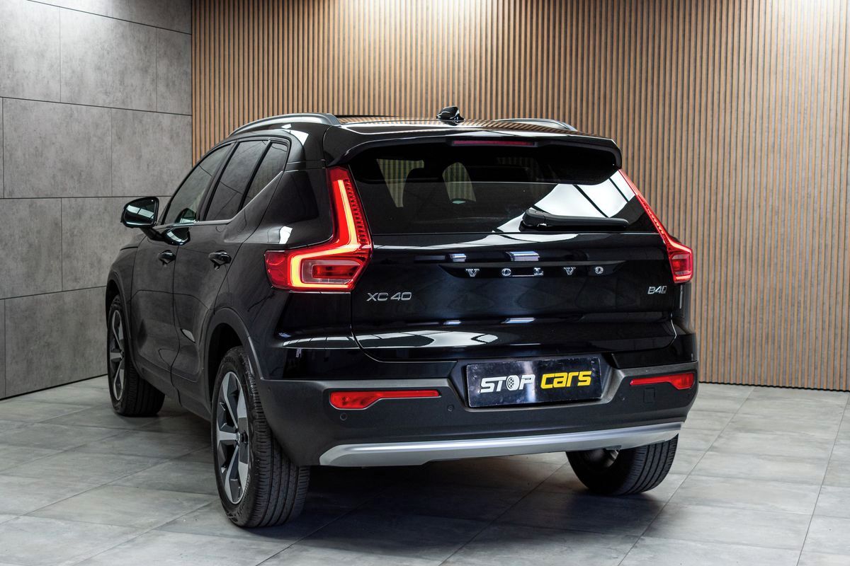 Volvo XC40, B4 AWD ULTIMATE BRIGHT*ČR 1.M* - fotka 4