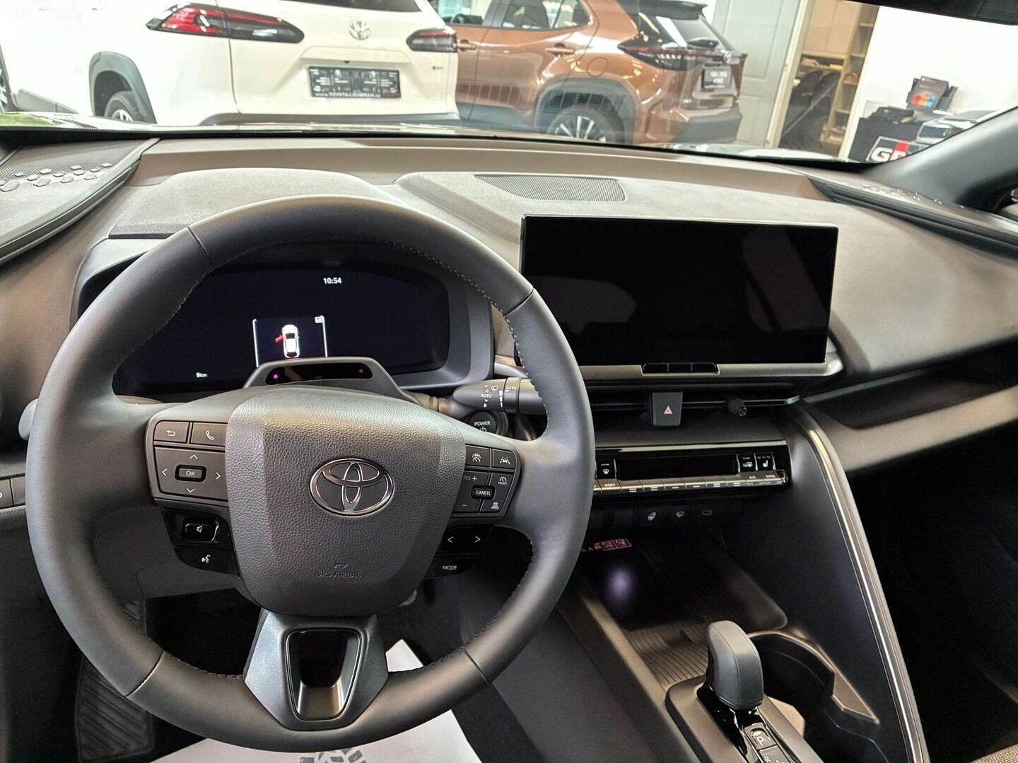 Toyota C-HR, Style 1,8 Hybrid + Zimní - fotka 3