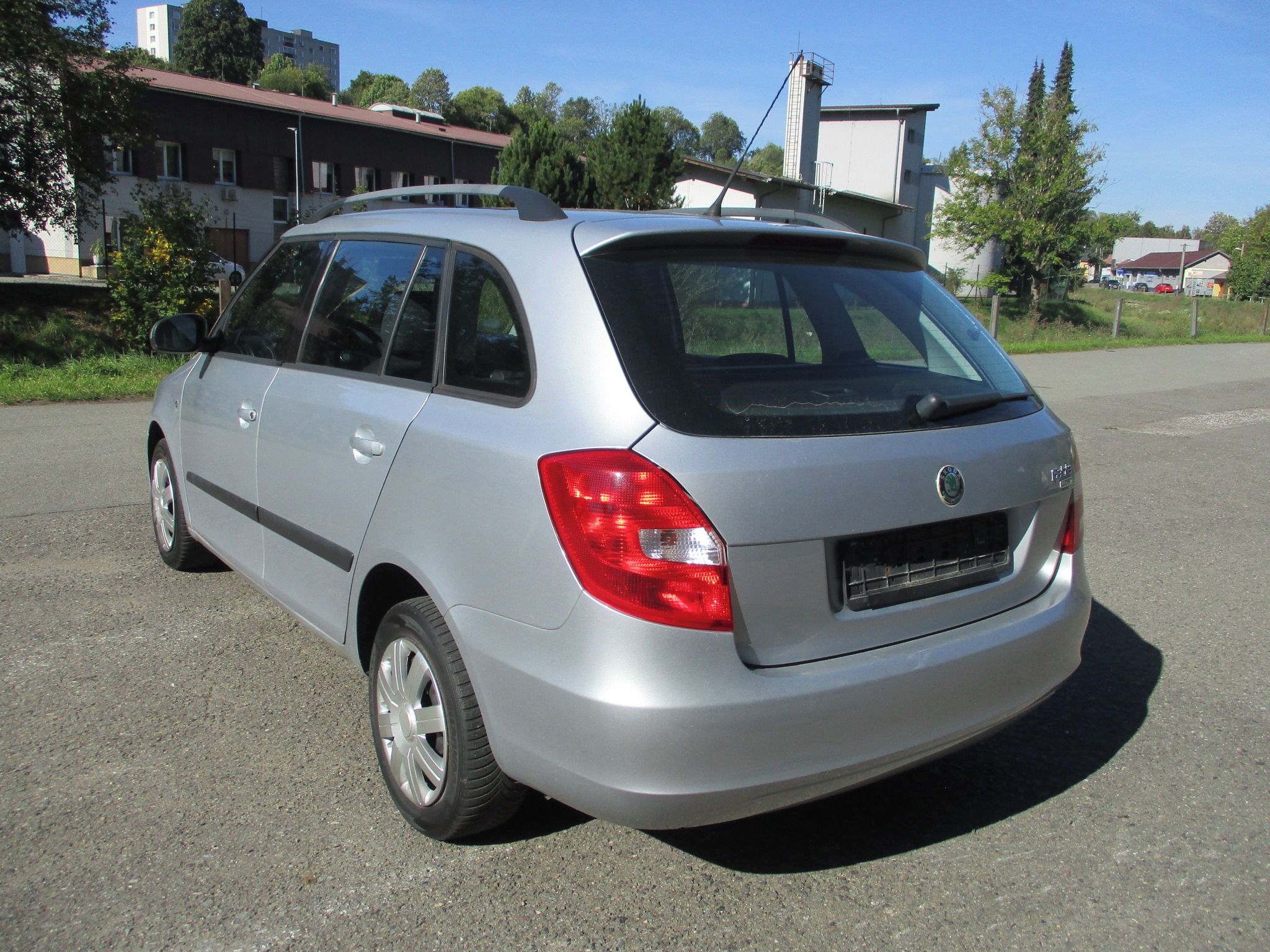 Škoda Fabia, II 1.2 TSi - nové STK - fotka 3