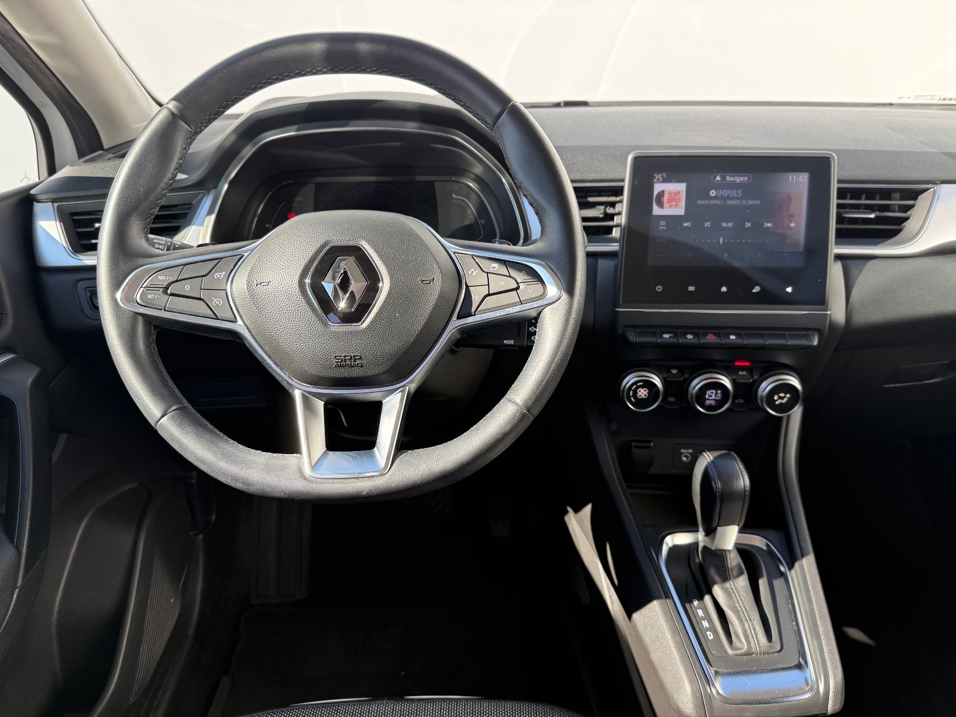 Renault Captur, 1.3 TCe 103 kW Intens EDC - fotka 5
