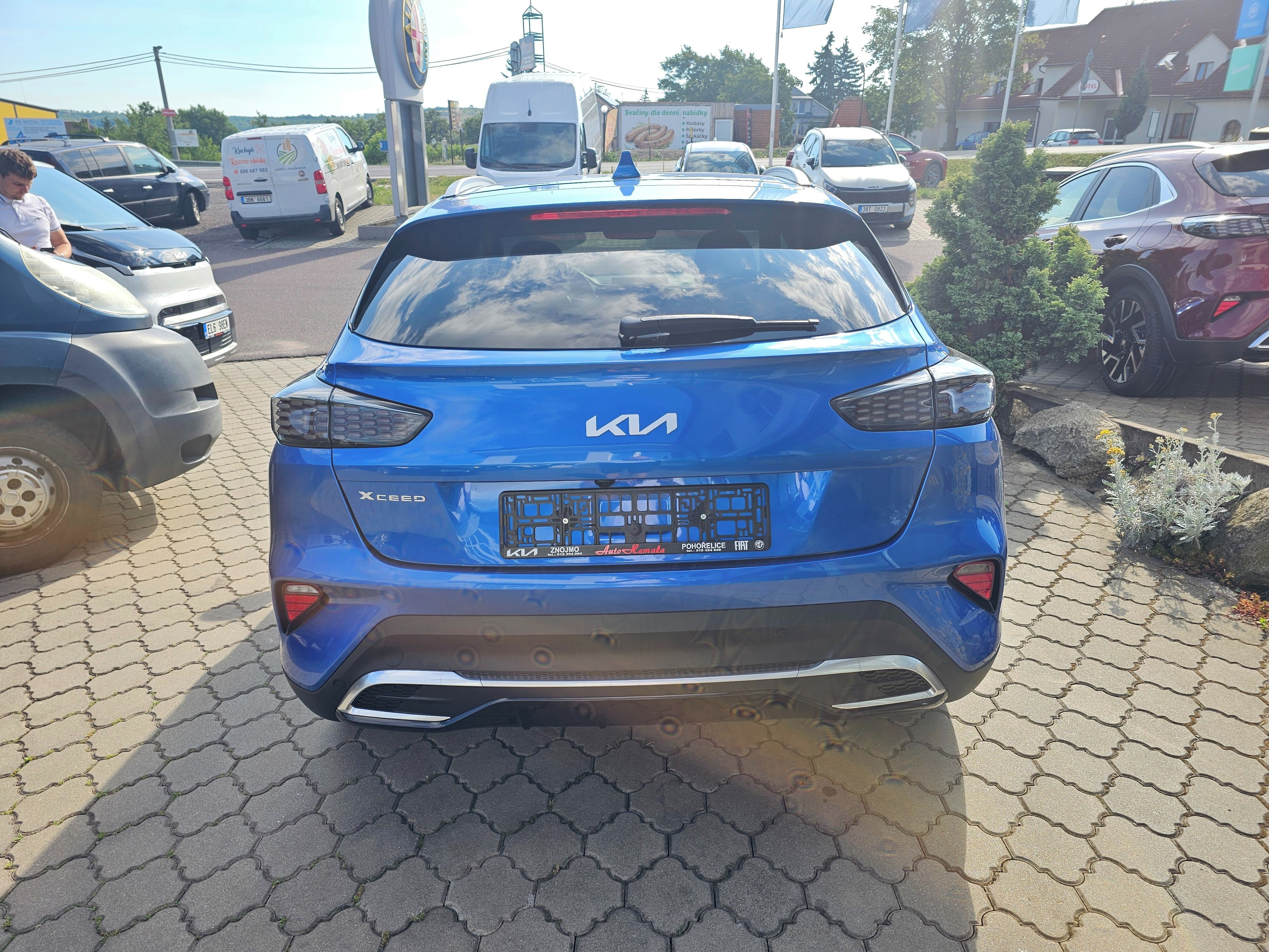 Kia XCee´d, Steel Edition 1,6T-Gdi 7DCT - fotka 4