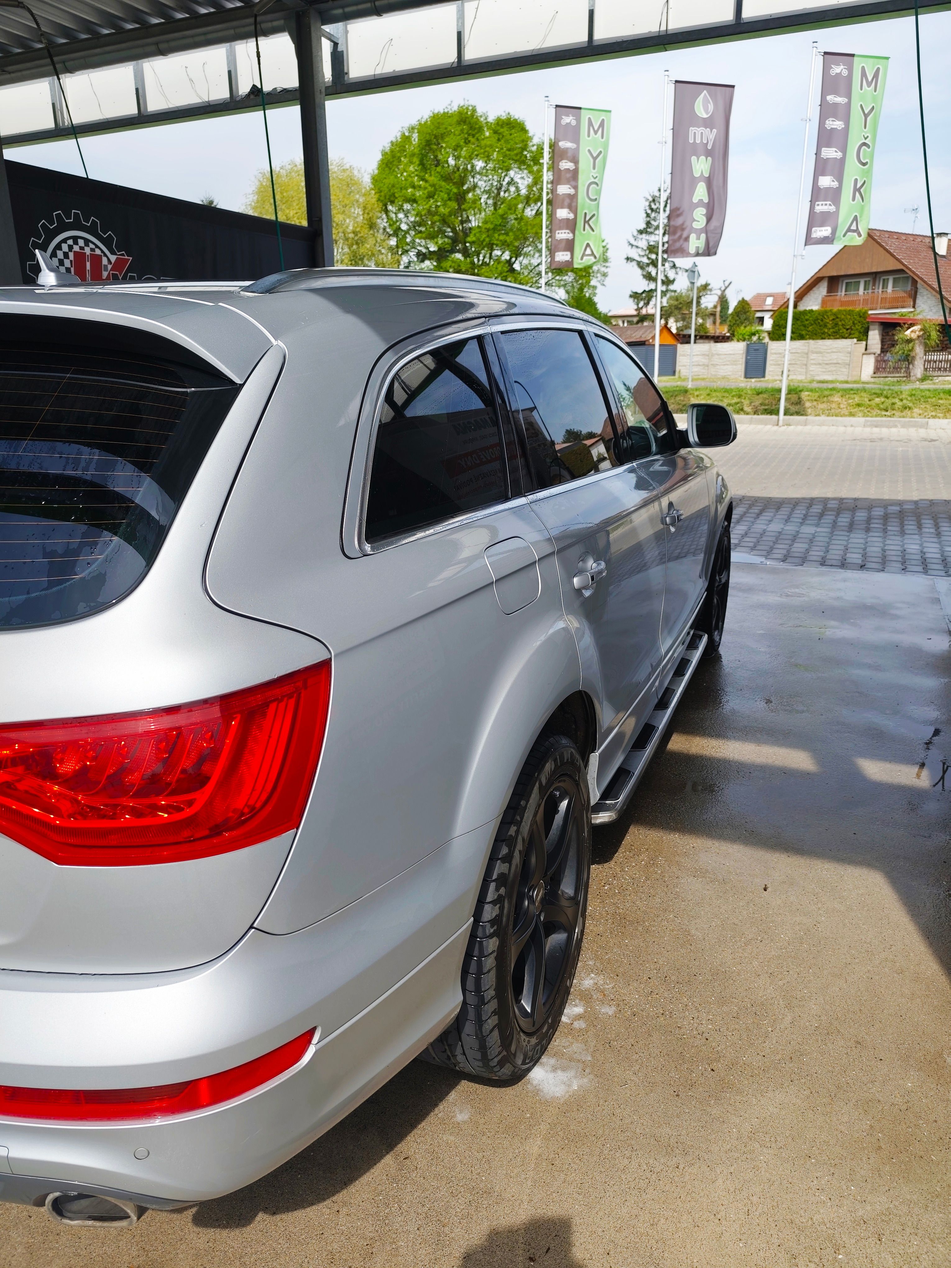 Audi Q7 - fotka 4
