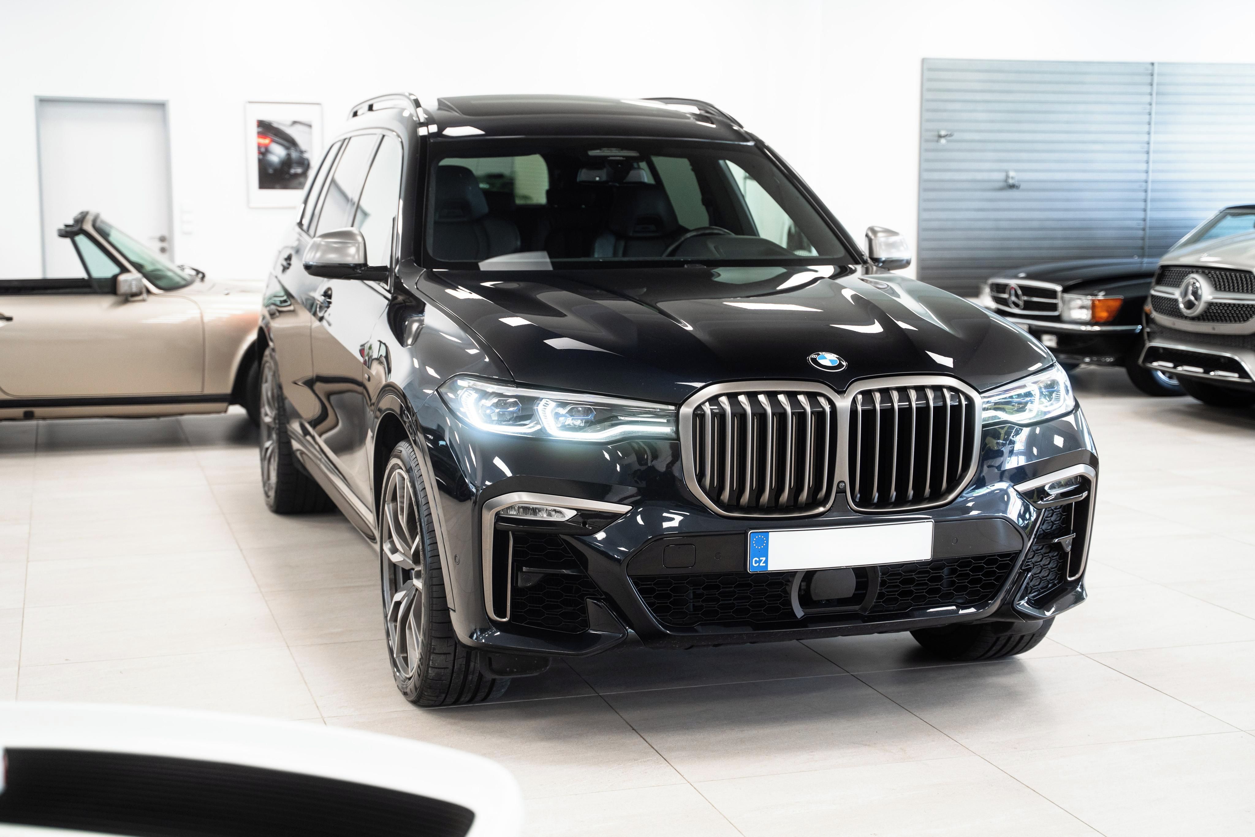 BMW X7, M50d - DPH, ČR, ZÁRUKA, 7 MÍST - fotka 6
