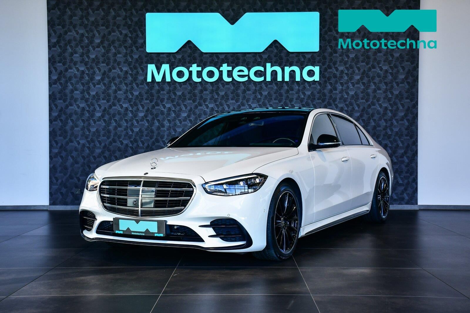 Mercedes-Benz Třídy S, 400 d 4MATIC, Head Up