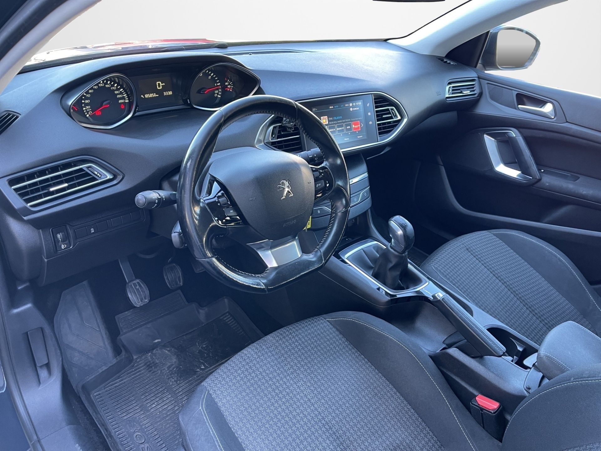 Peugeot 308, 1.5 HDI 73 kW S&S blue Active - fotka 5