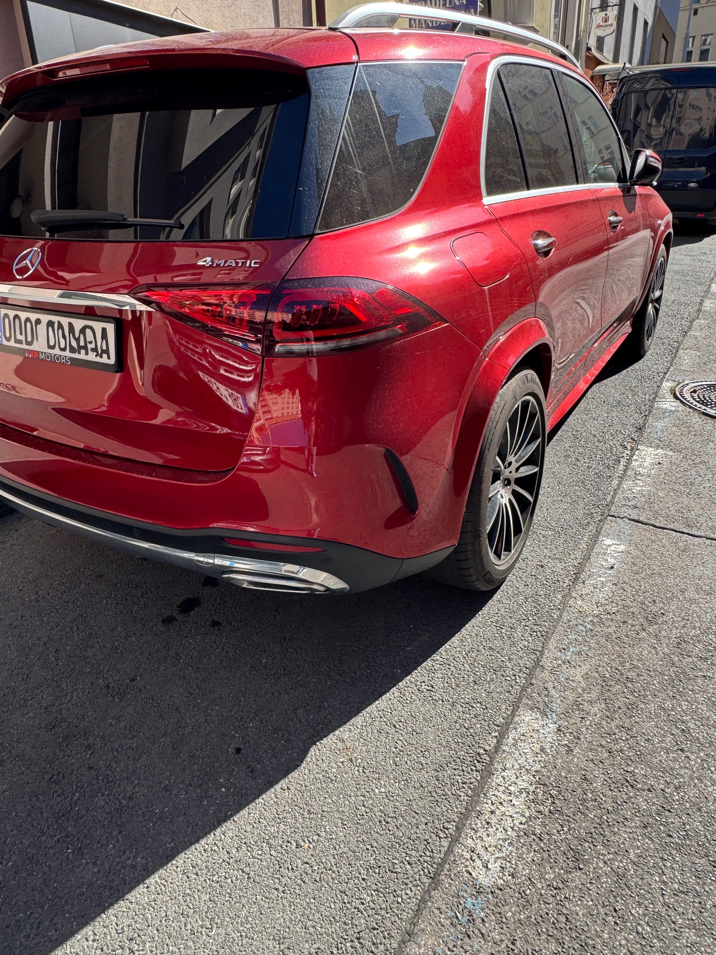 Mercedes-Benz GLE, 400d 4matic - fotka 5