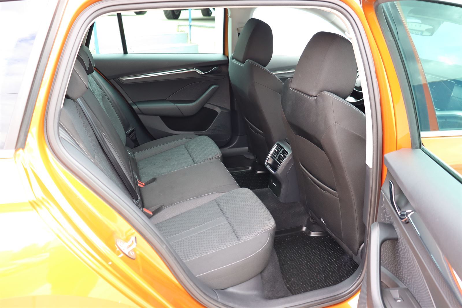 Škoda Octavia, Combi iV 1.4TSI PHEV DSG - fotka 6