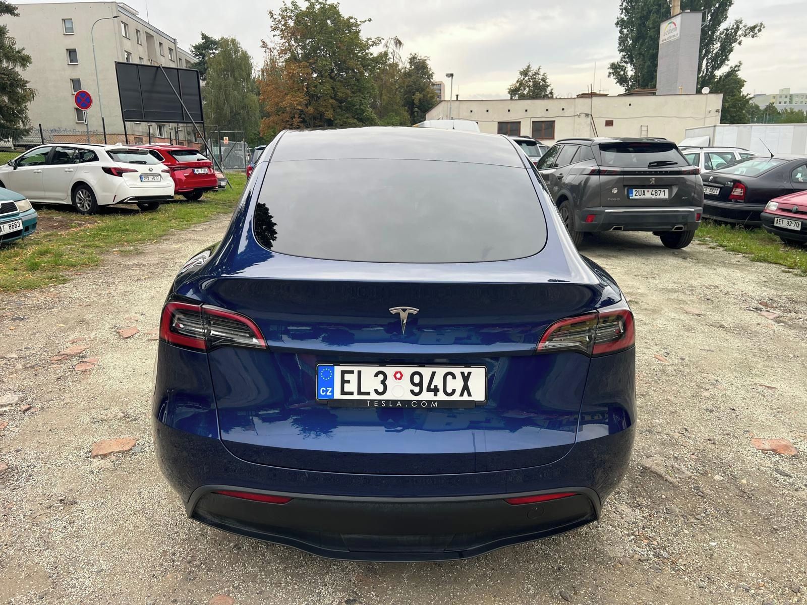 Tesla Model Y, Long Range 255 kW - fotka 5