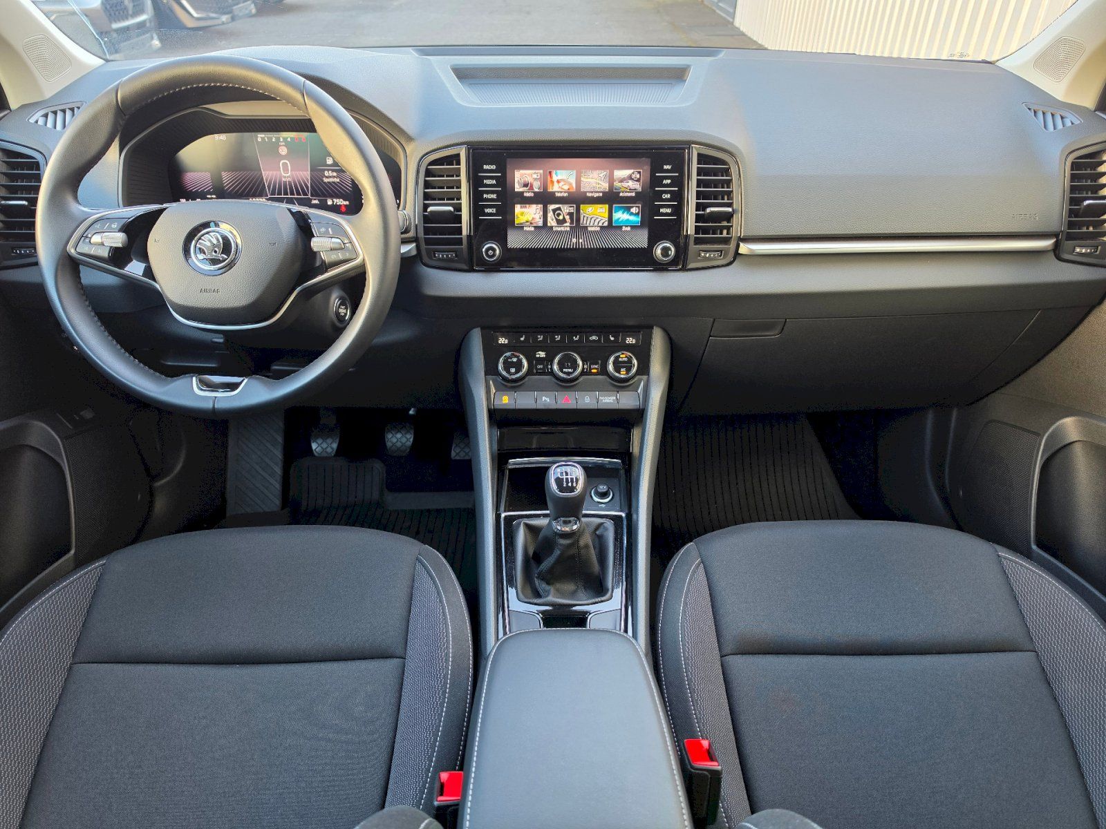 Škoda Karoq, 2.0 TDI 85kW Selection 130 let - fotka 5