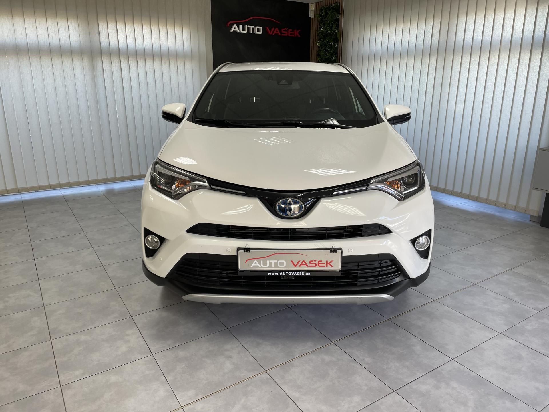 Toyota Rav4, 2.5 Hybrid 4x4 AT ČR 1.MAJ.SER - fotka 4
