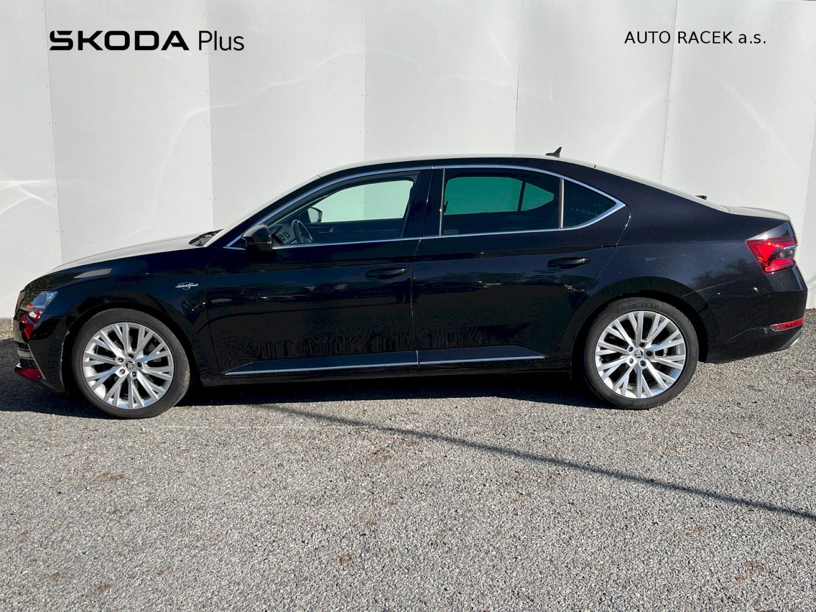 Škoda Superb, 2.0 TDI 140kW L&K 4x4 DSG - fotka 3