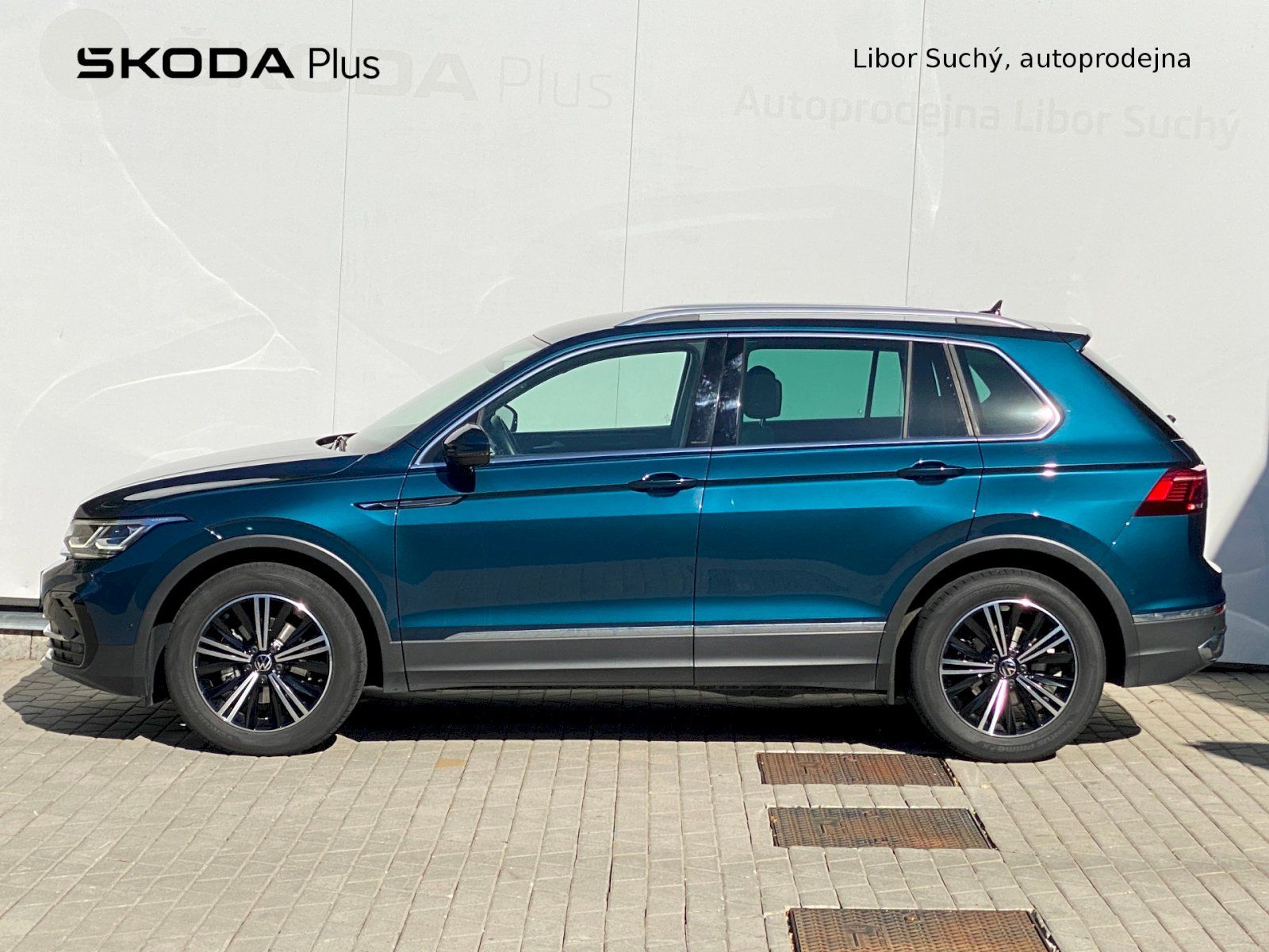 Volkswagen Tiguan, ELEGANCE 2.0 TDI 110 kW 7DSG - fotka 3