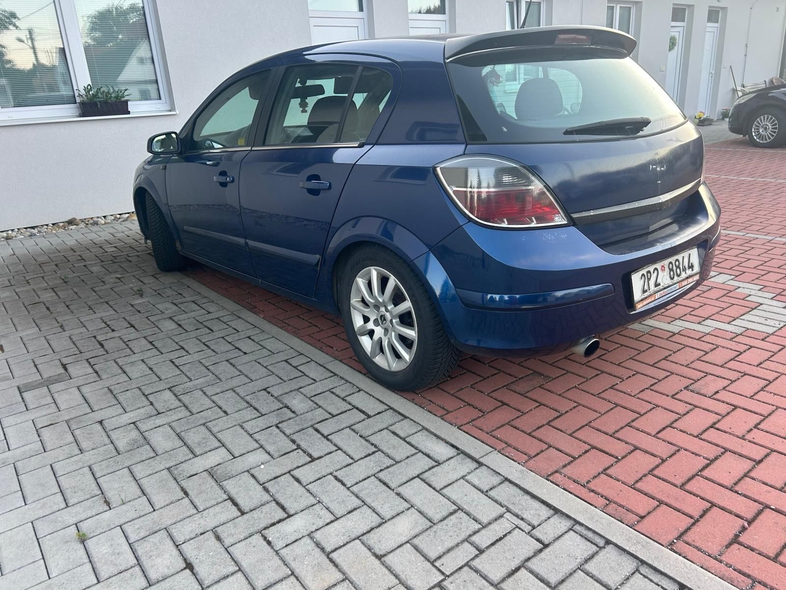 Opel Astra, Opel Astra 1,9 Cdti 110kw - fotka 6