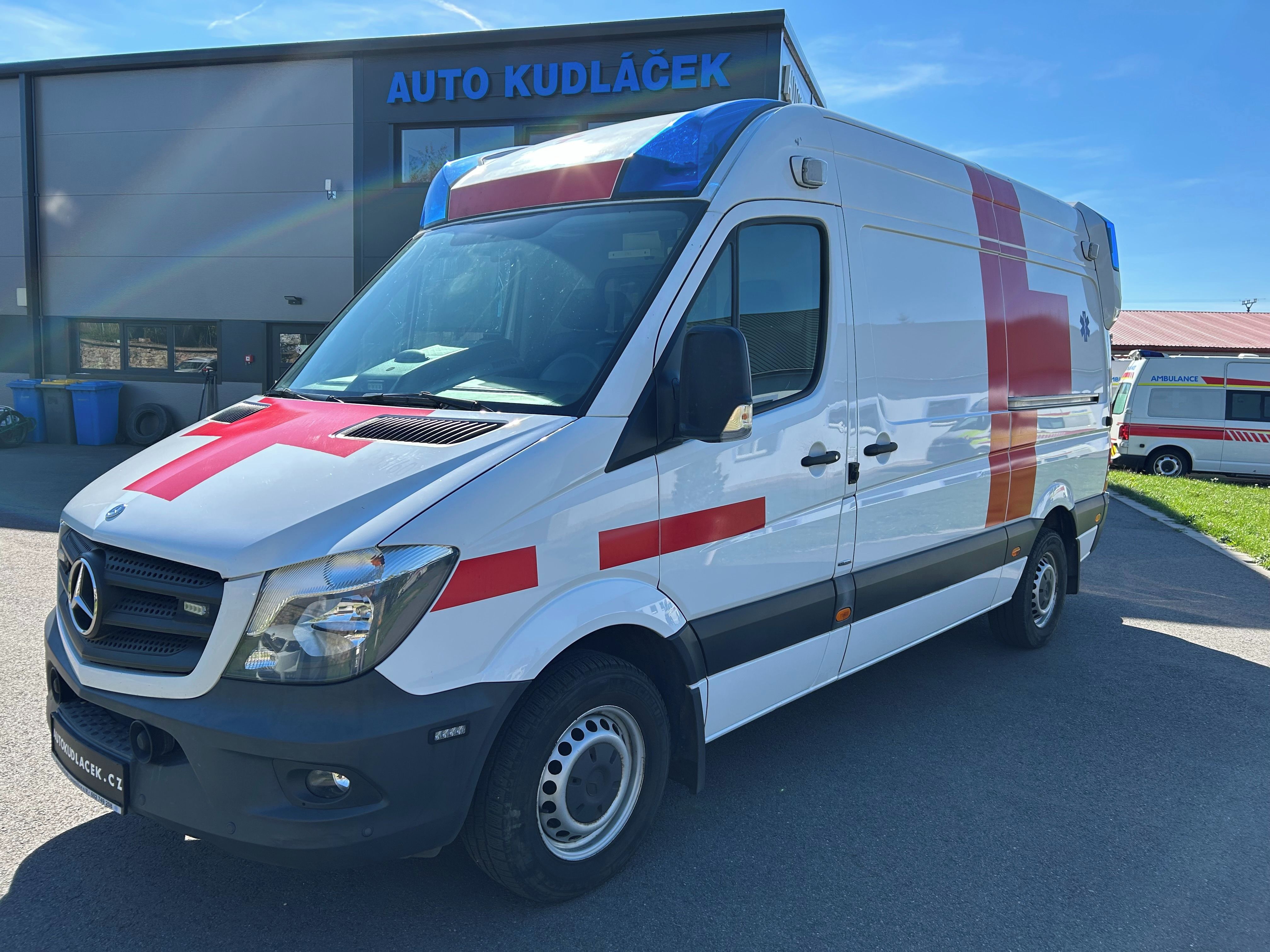 Mercedes-Benz Sprinter, 3.0 CDI Sanitní vůz - Automat