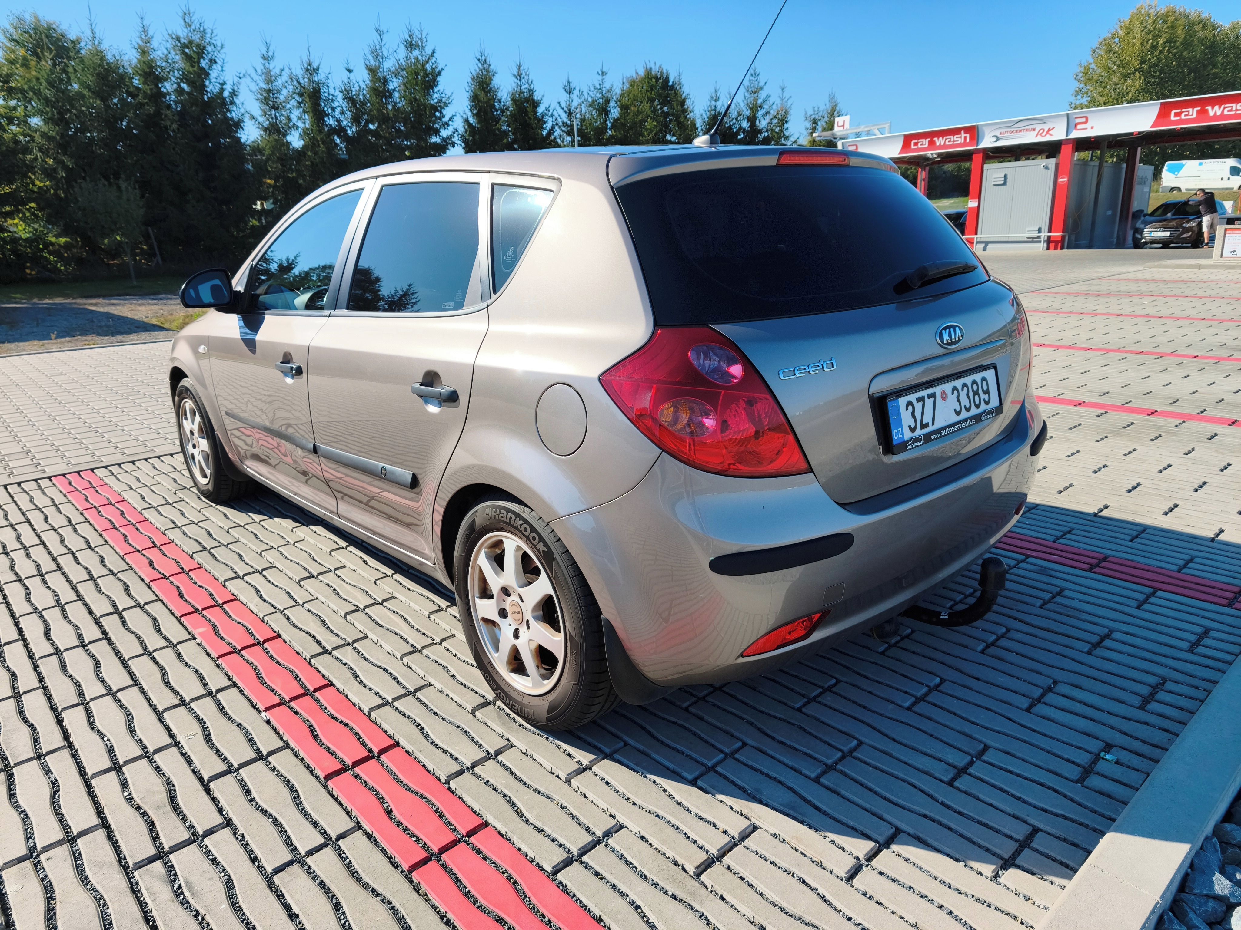 Kia Cee´d, Kia Ceed 1,4 CVVT, 80kW - fotka 5
