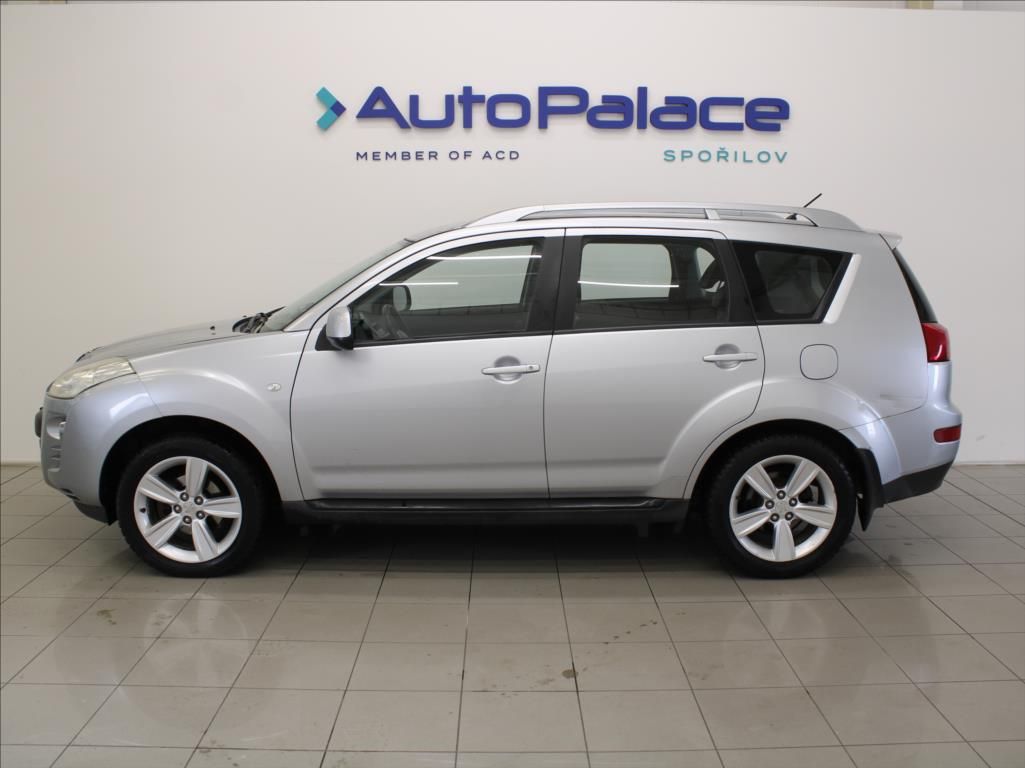 Peugeot 4007, 2,2 HDI 115kW 4x4 MT nové STK - fotka 5