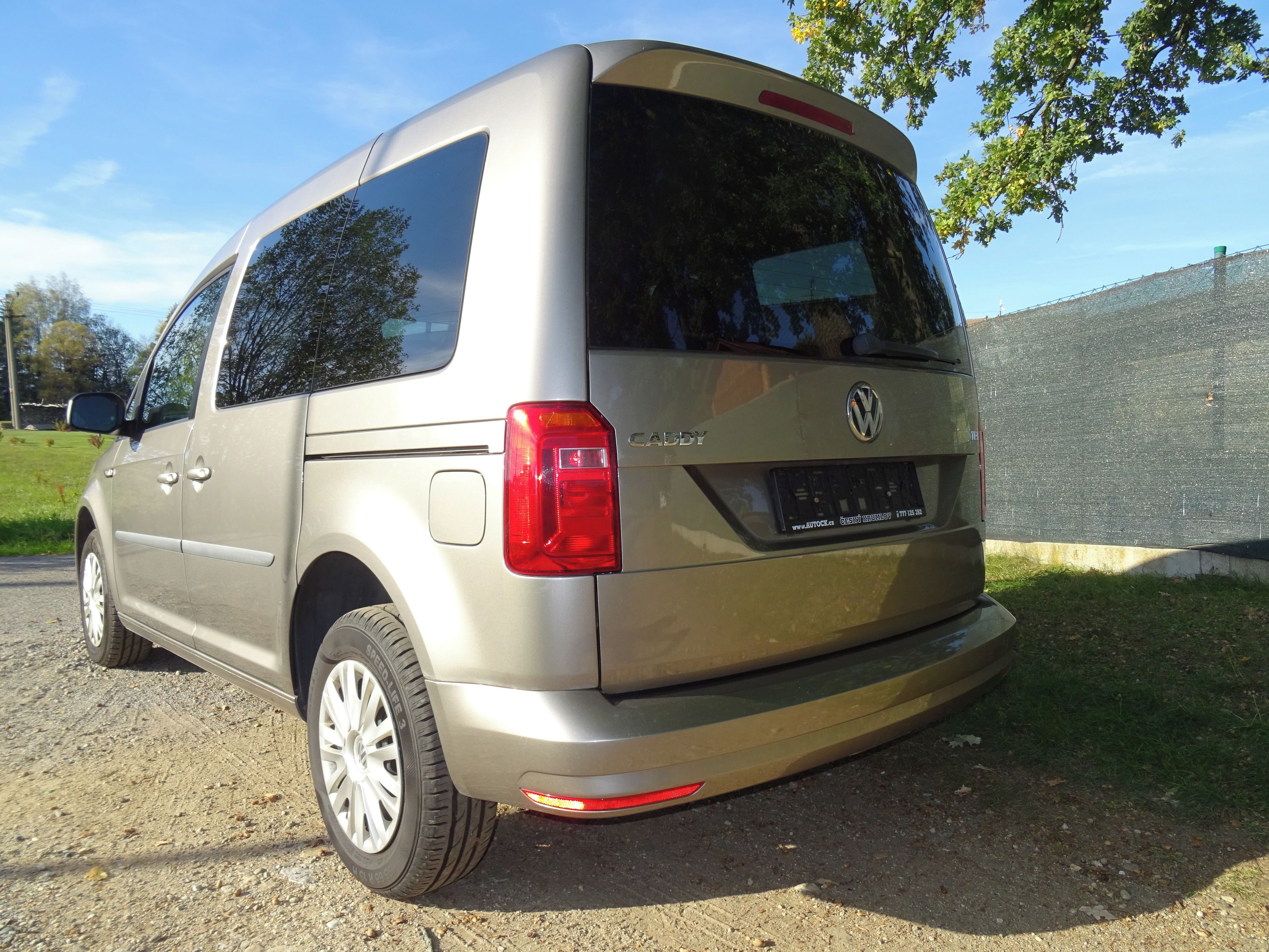 Volkswagen Caddy, 2,0 TDI 5Míst, tempomat, klima - fotka 5
