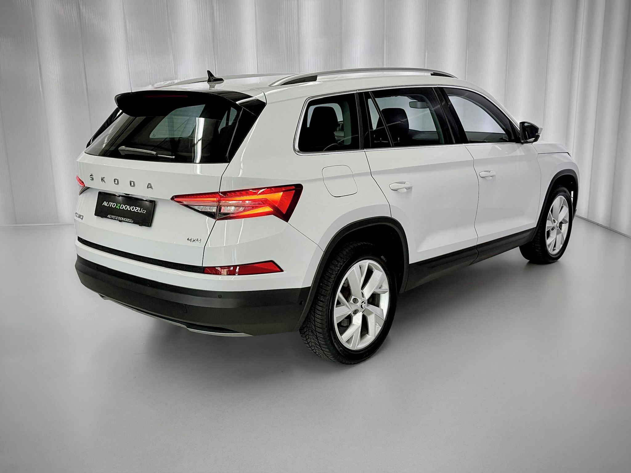 Škoda Kodiaq, 2.0 TDI 147KW DSG 4X4 STYLE - fotka 6