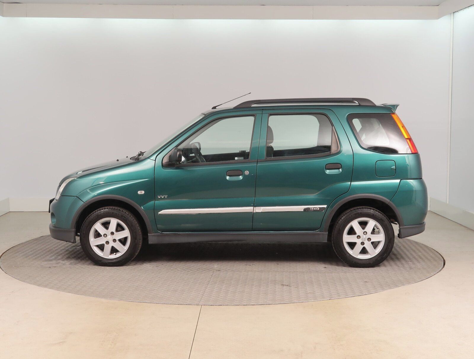 Suzuki Ignis, 1.3, jezdí výborně - fotka 3