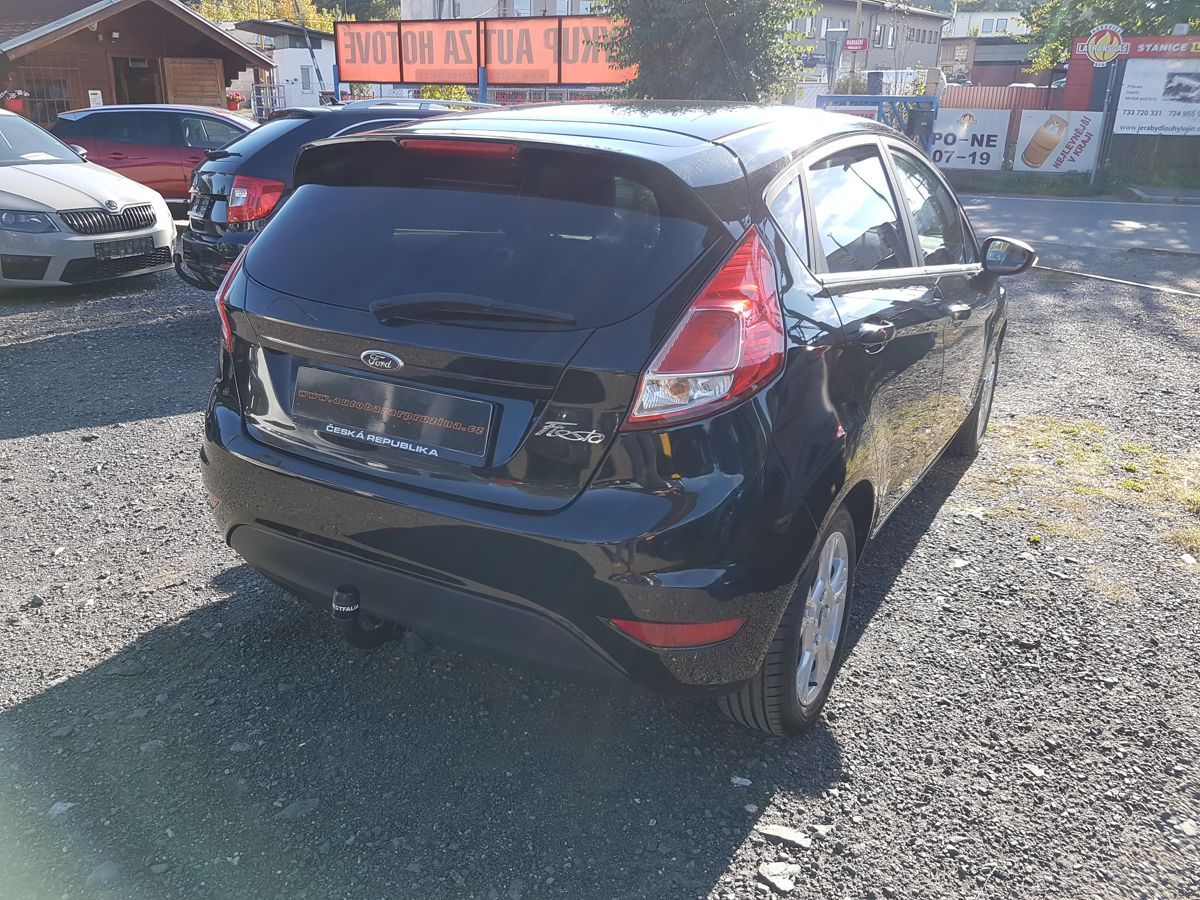 Ford Fiesta, 1.2i 44KW VÝHŘEV SED. - fotka 5