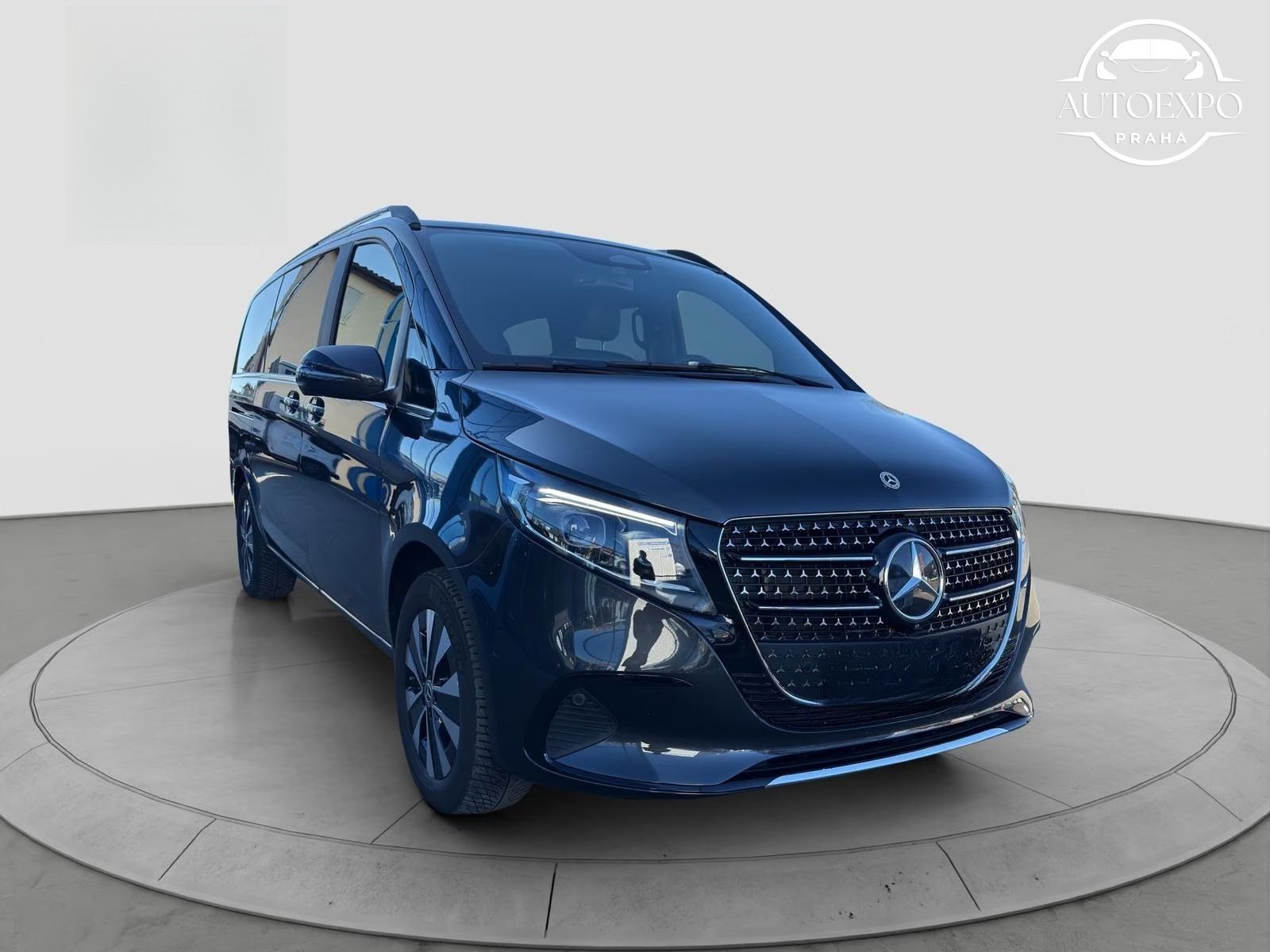 Mercedes-Benz Třídy V, V250d 4MATIC Lang*360* - fotka 4