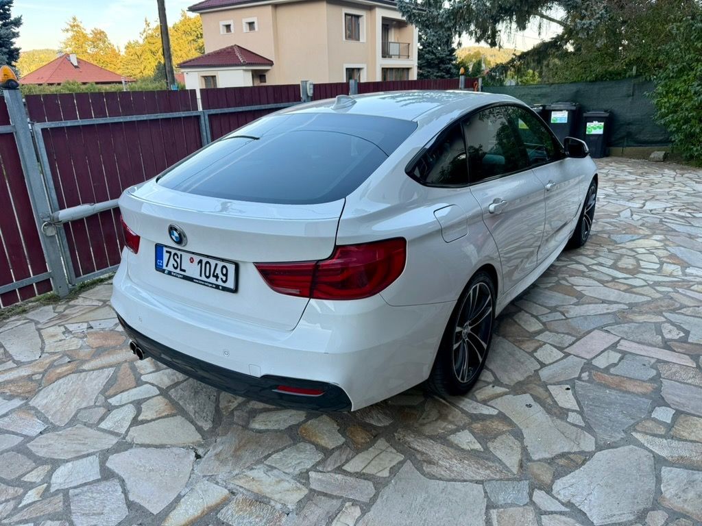 BMW Řada 3, 320i 135KW AUTOMAT M-SPORT - fotka 4